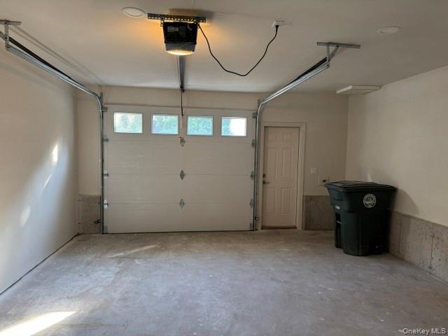 306 S Regent B Property Photo 16