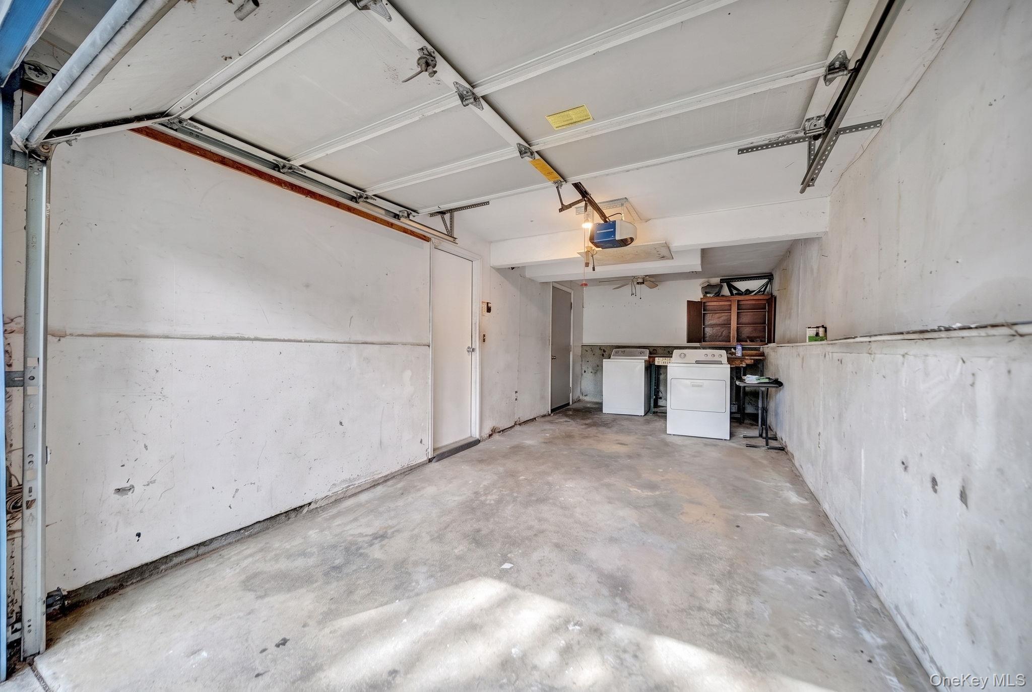21 University Drive Property Photo 33