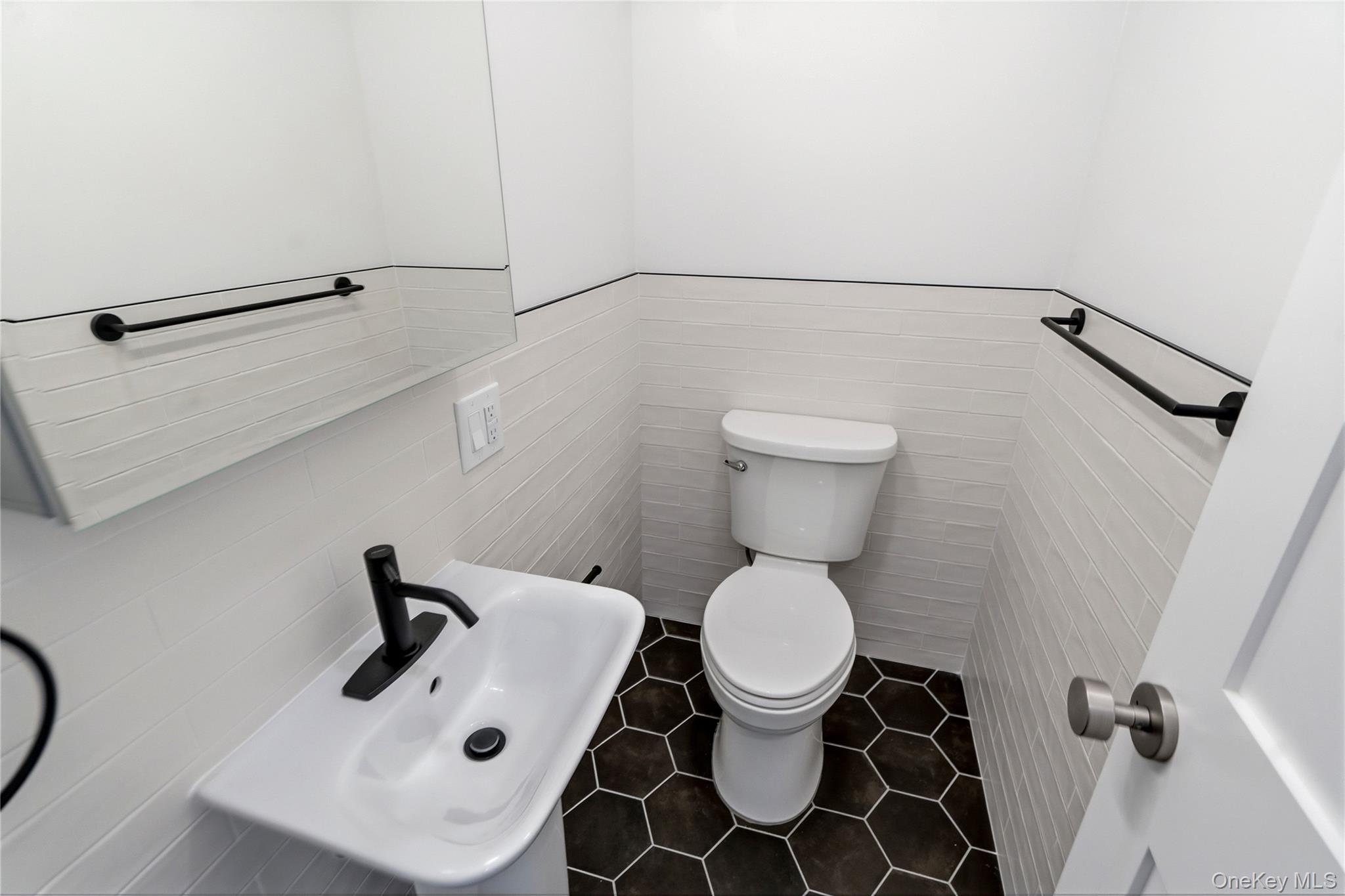 6247 60th Street 3 Property Photo 12