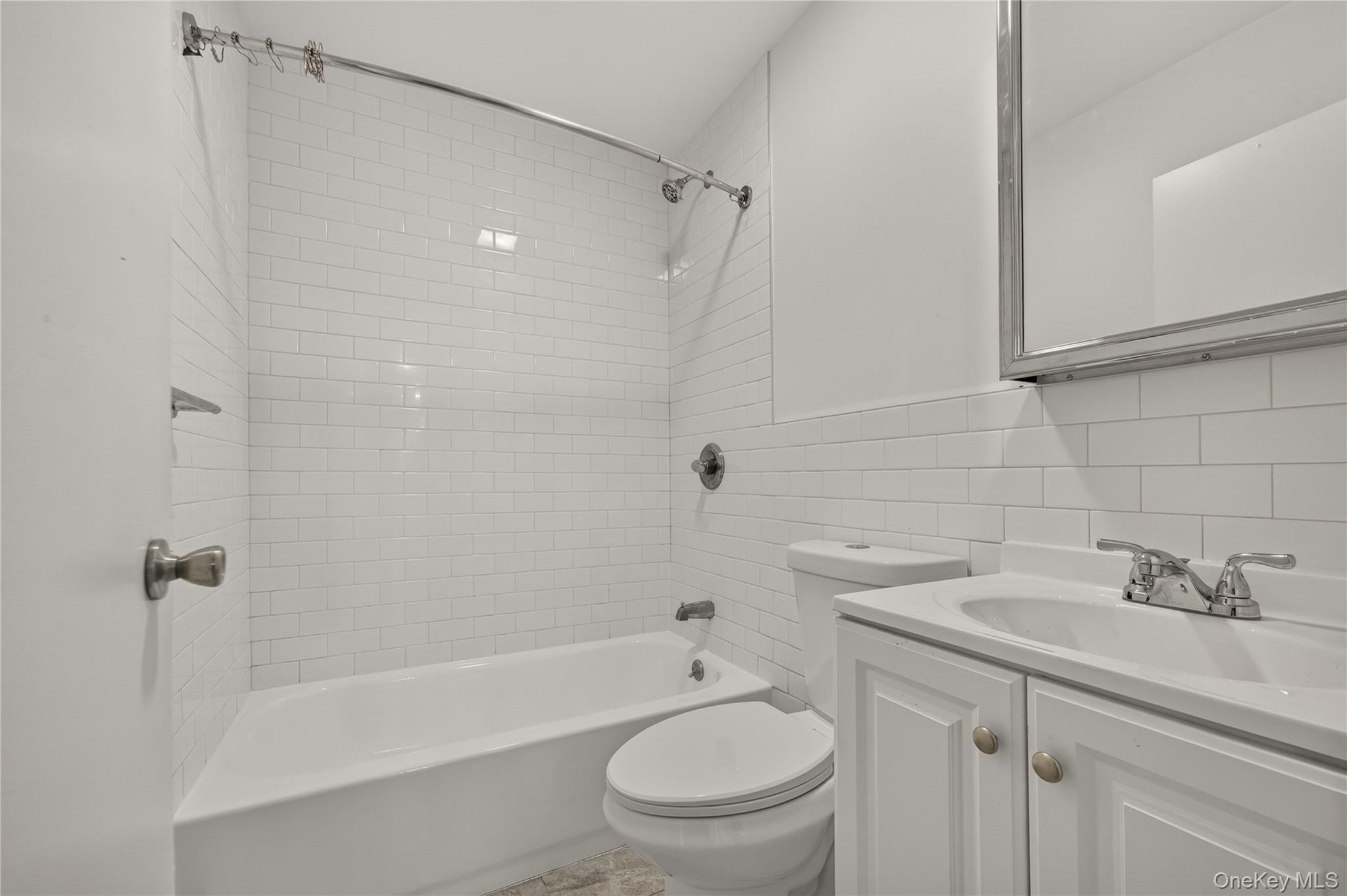 458 Drew Street Property Photo 19