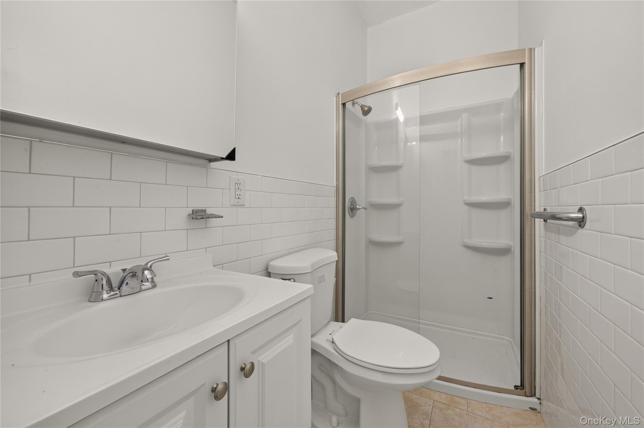 458 Drew Street Property Photo 22