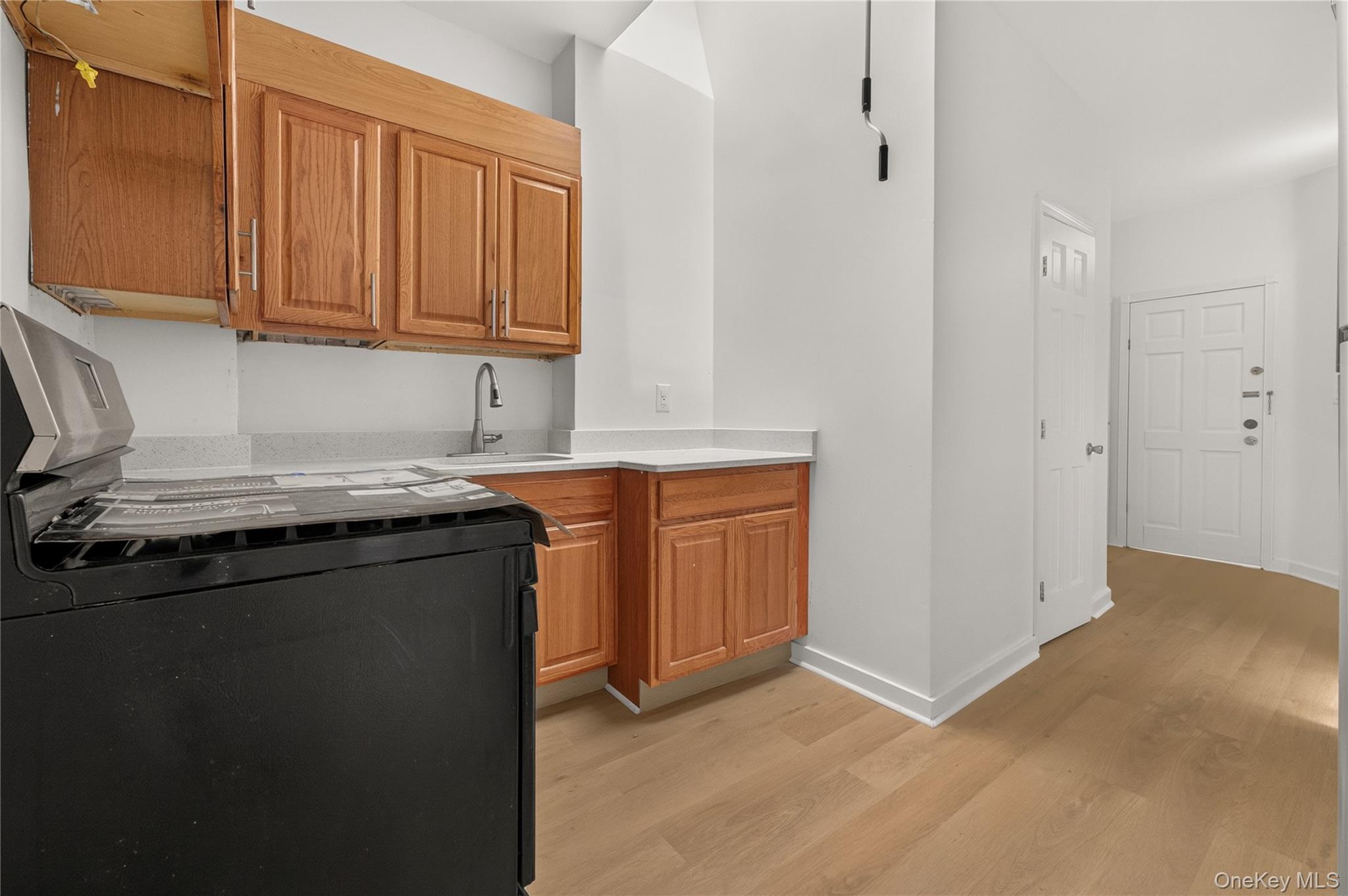 458 Drew Street Property Photo 26