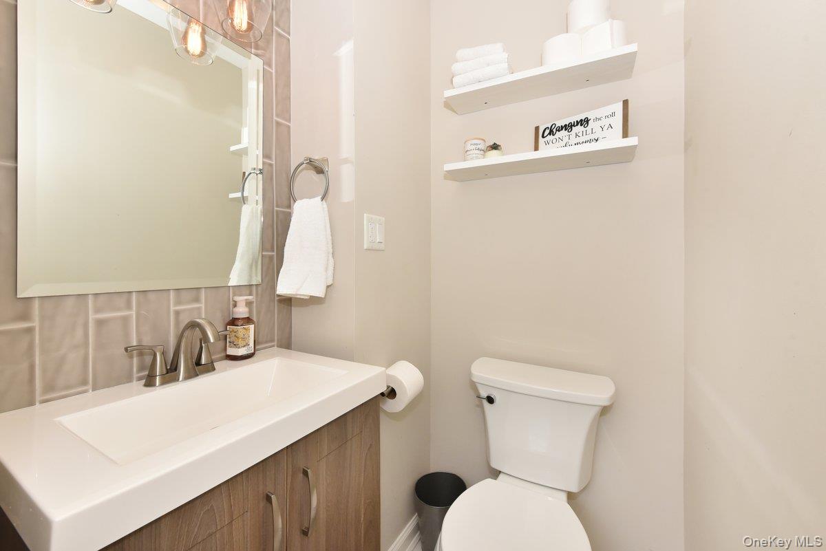 374 Andrews Road Property Photo 18