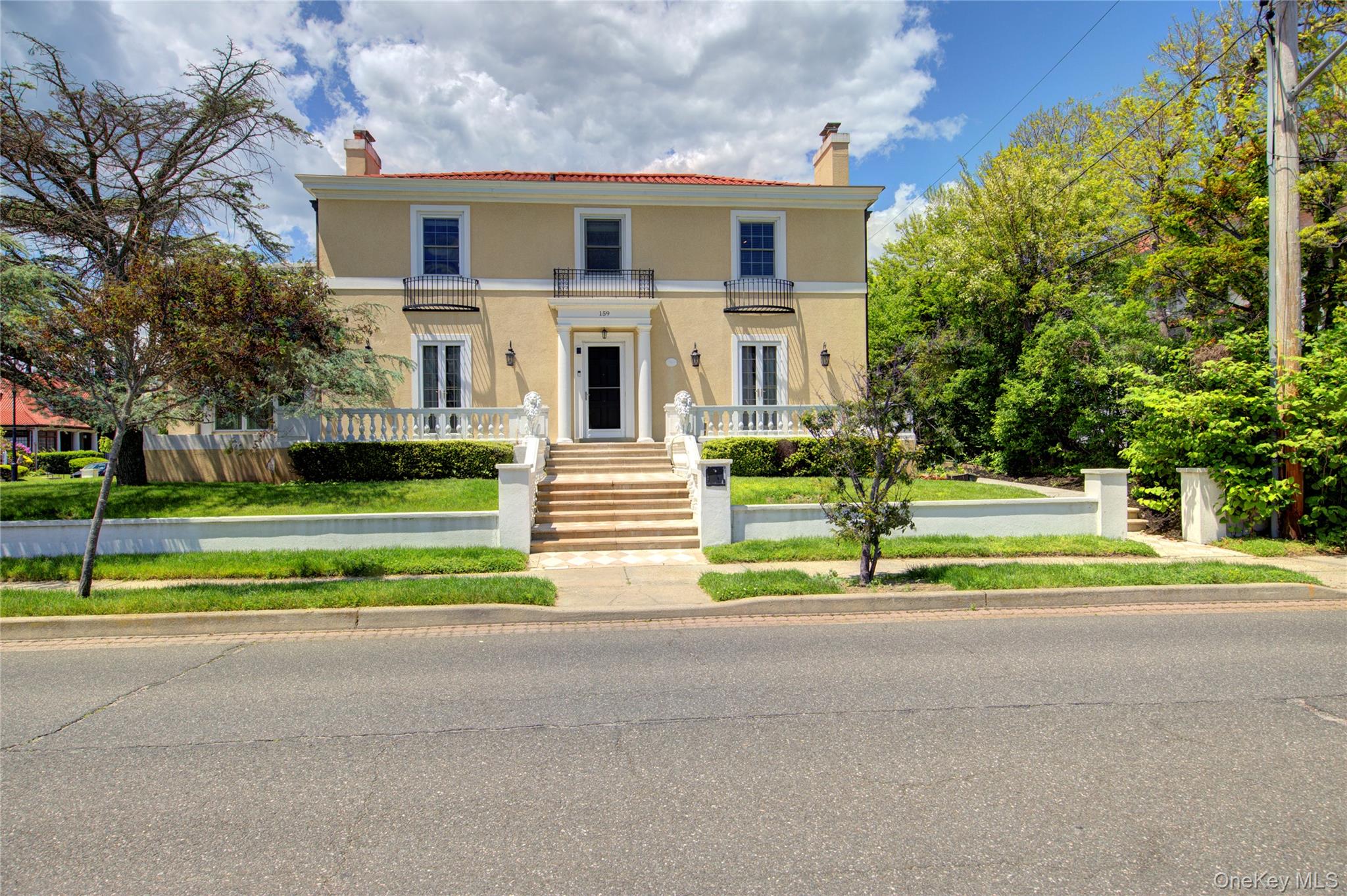 159 Magnolia Boulevard Property Photo 4