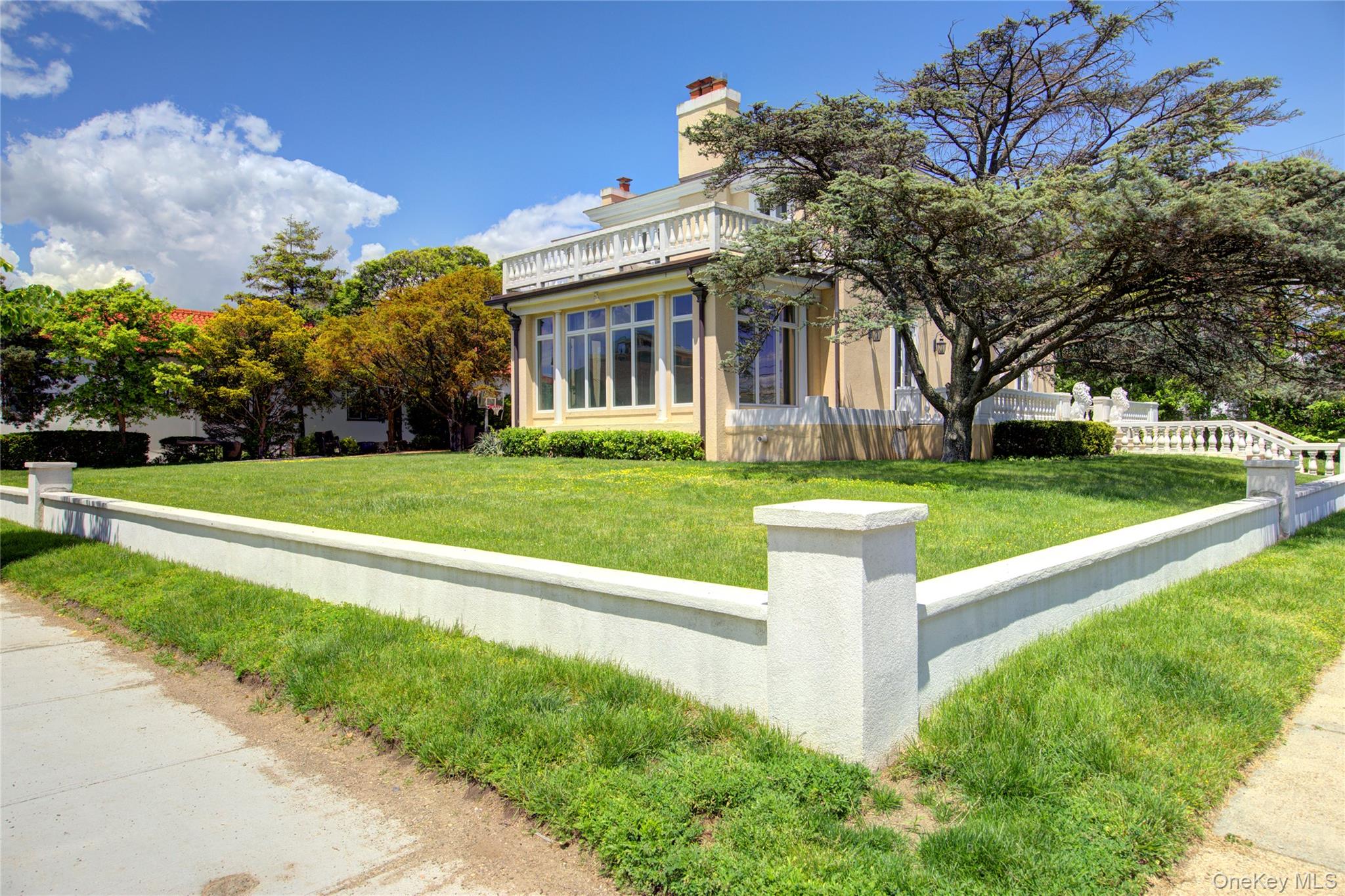 159 Magnolia Boulevard Property Photo 8