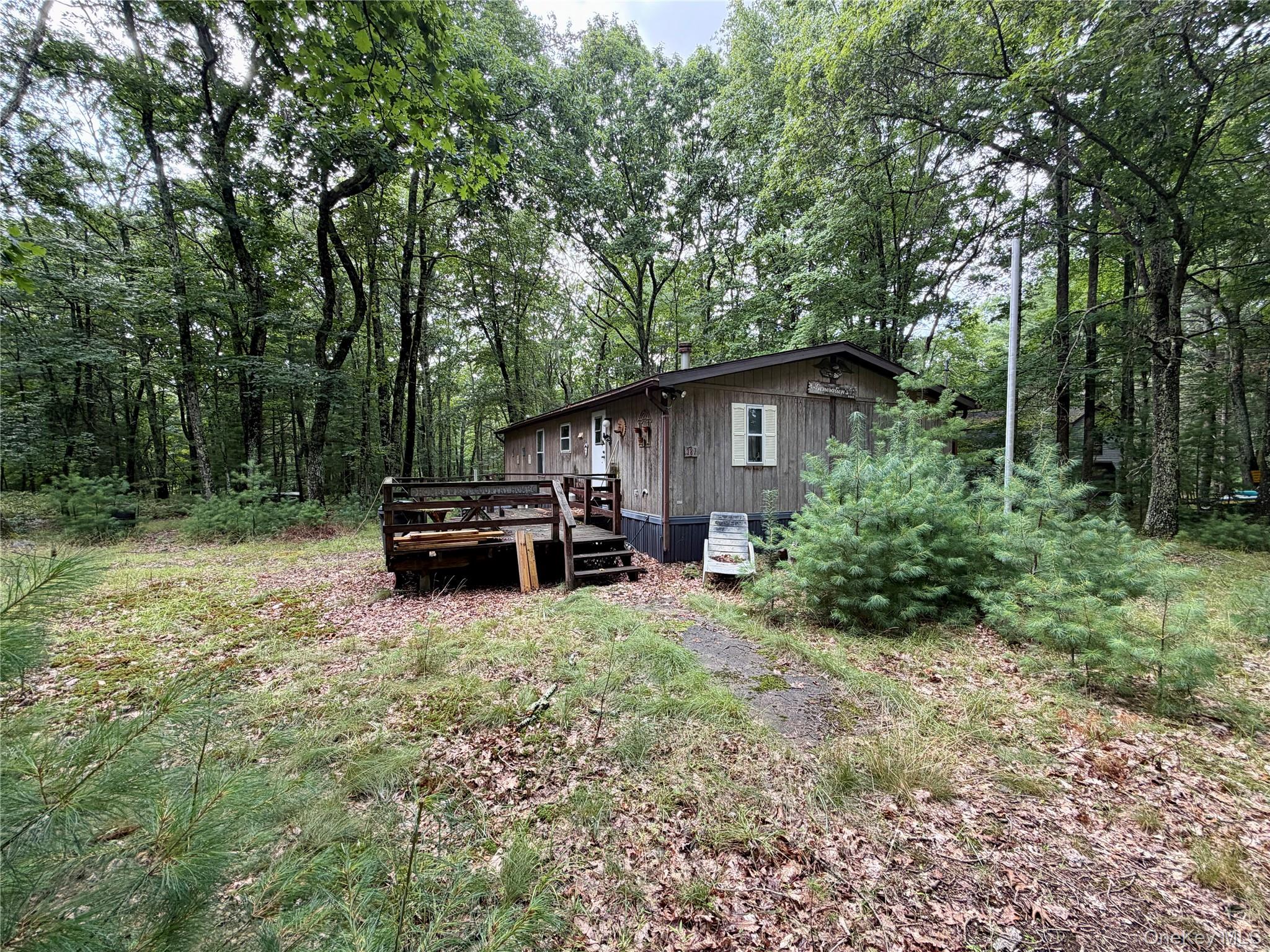 21 Huron Trail Property Photo 4