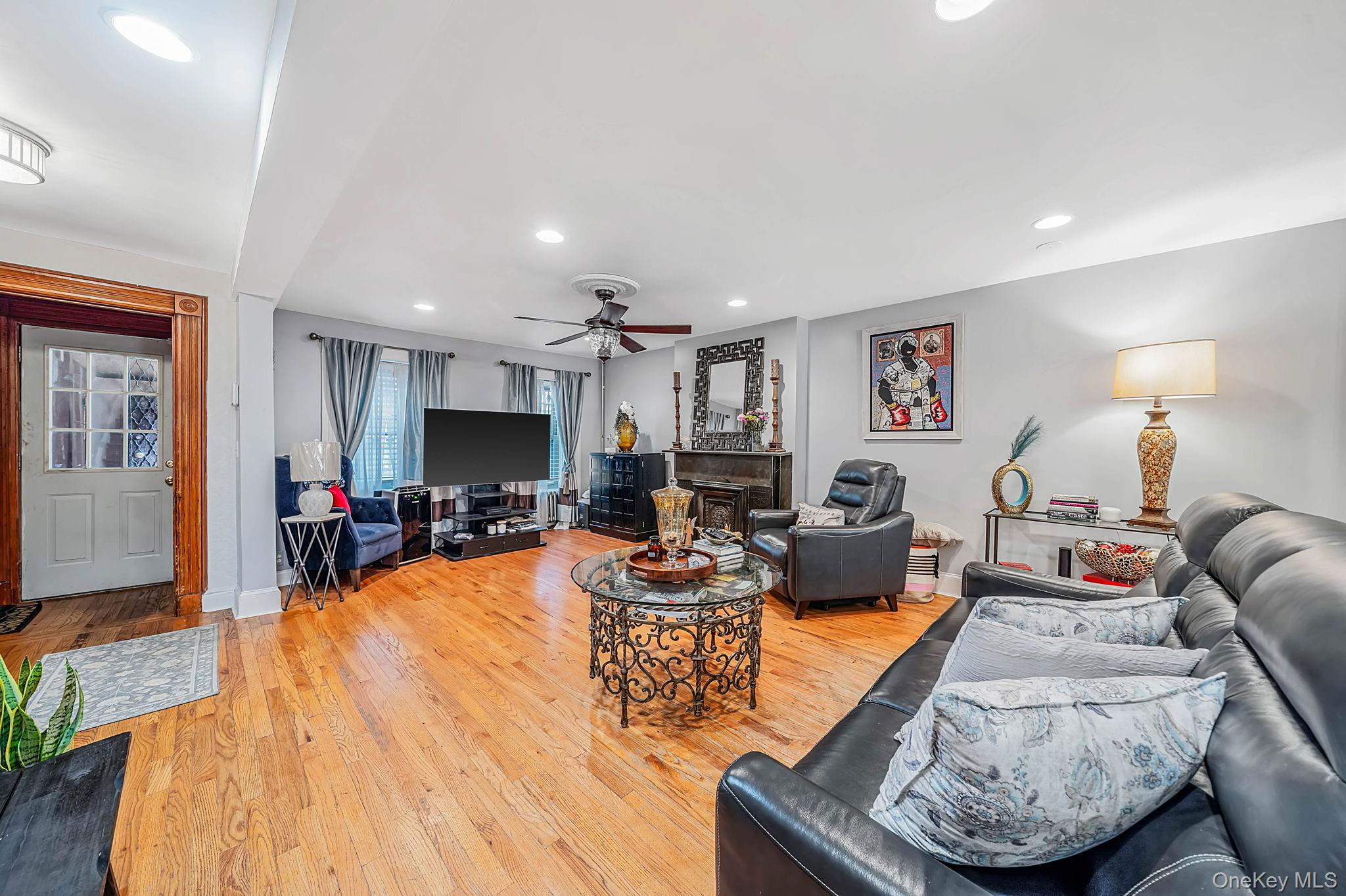 885a Putnam Avenue A Property Photo 5
