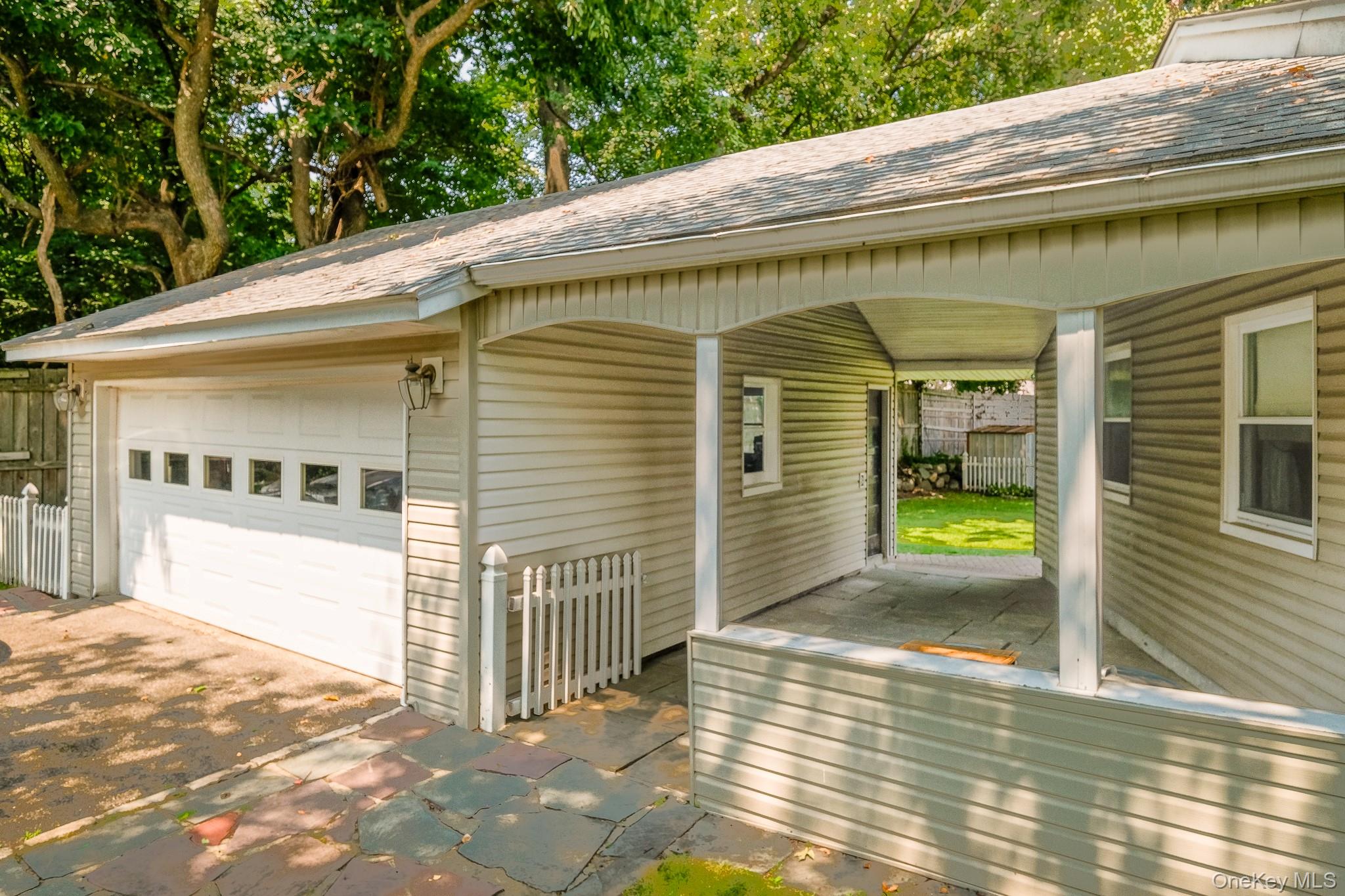 121 Windermere Drive Property Photo 4