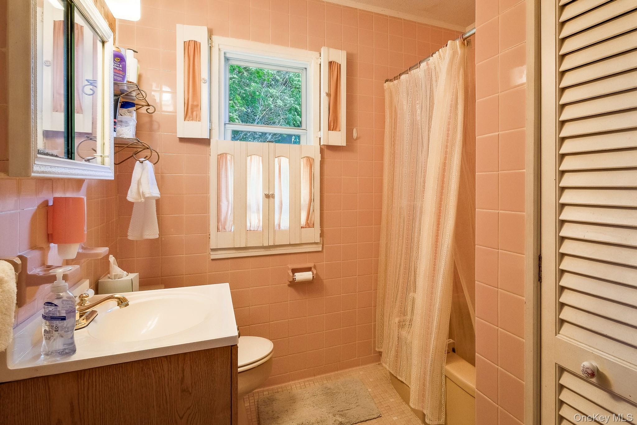 121 Windermere Drive Property Photo 21