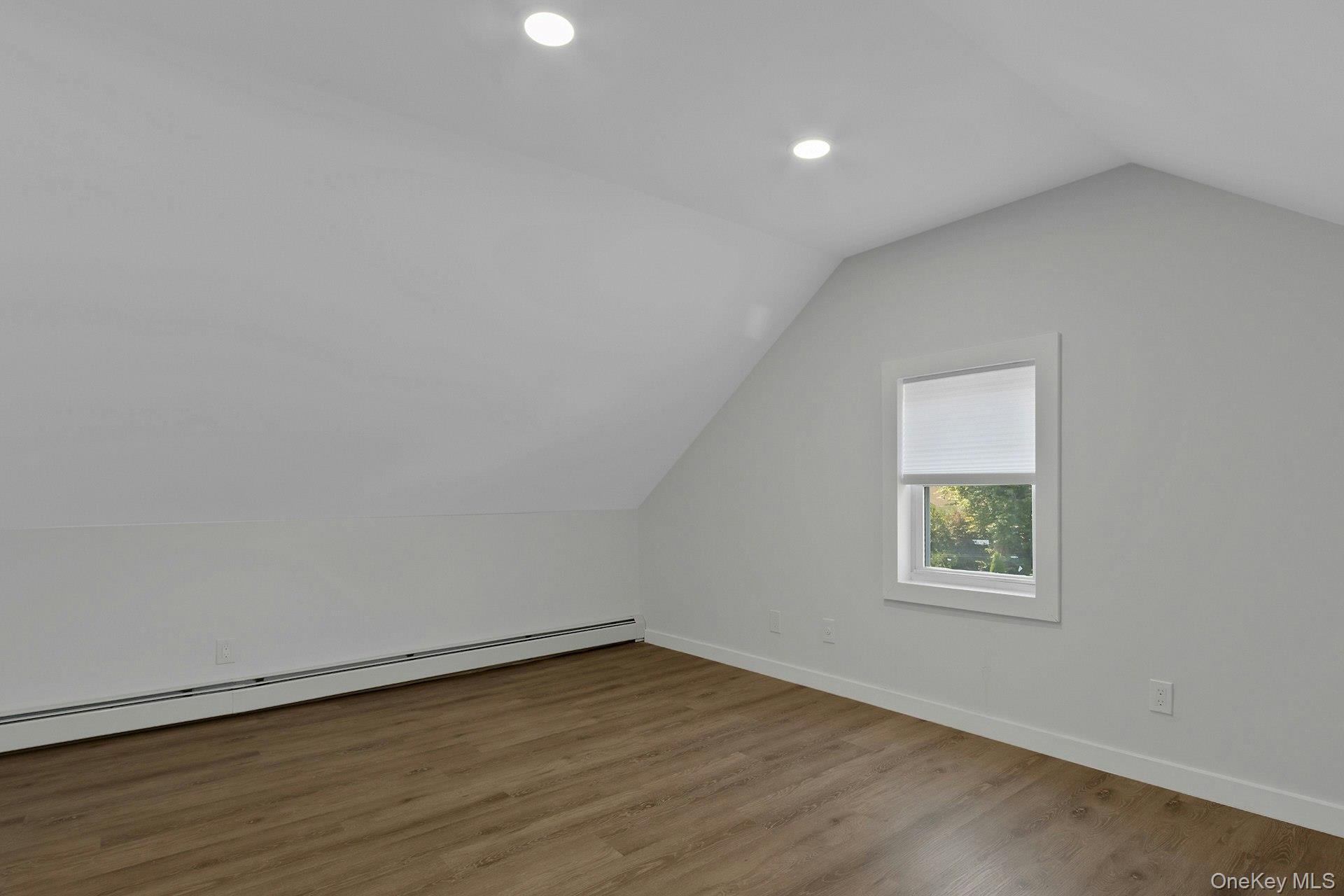 64 Lyons Road 2 / 2nd Floor Property Photo 34