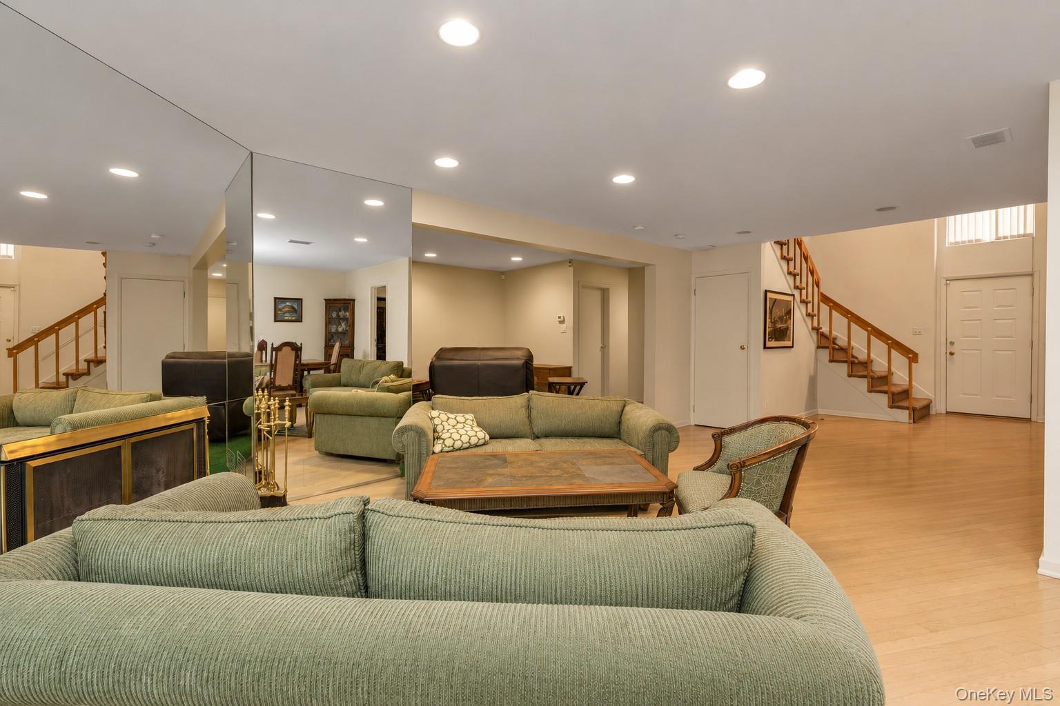 7 Wimbledon Drive Property Photo 10