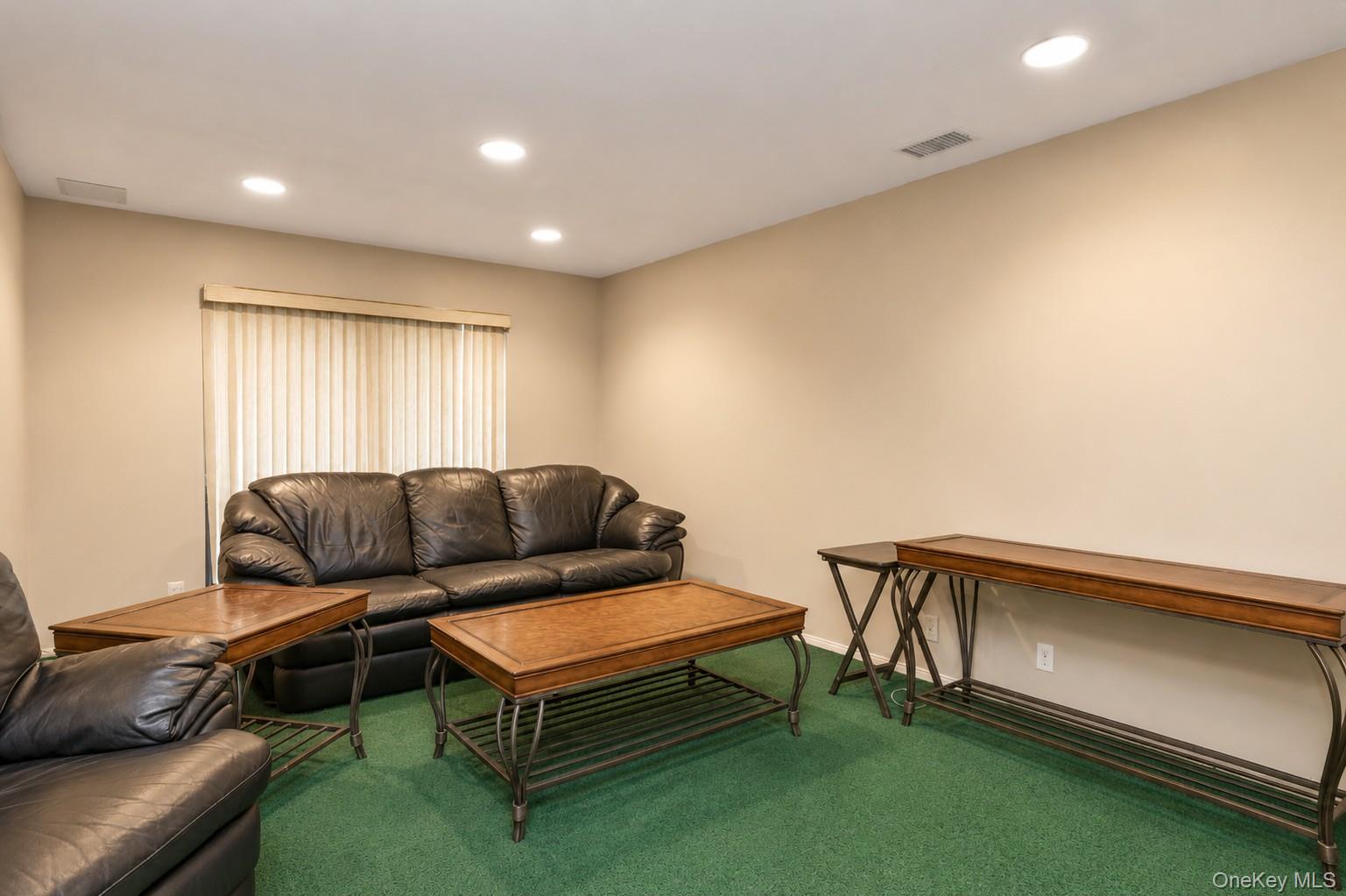 7 Wimbledon Drive Property Photo 12