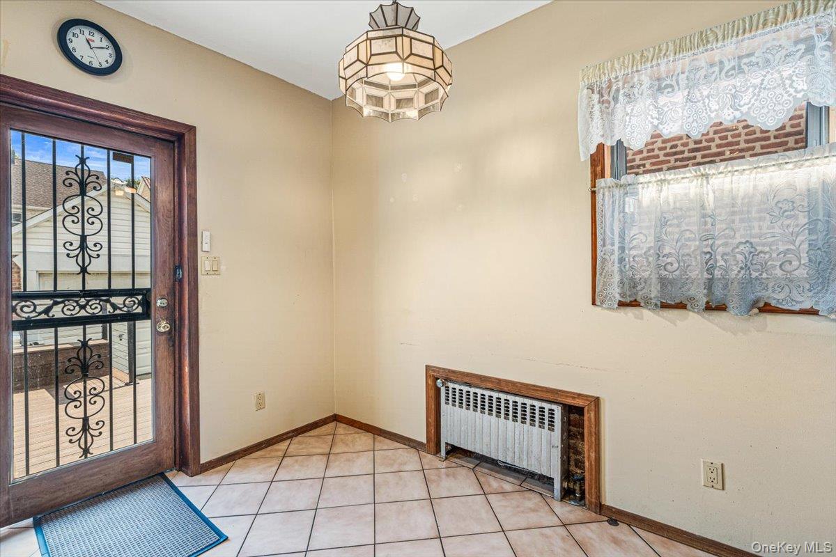 6341 84th Street Property Photo 10