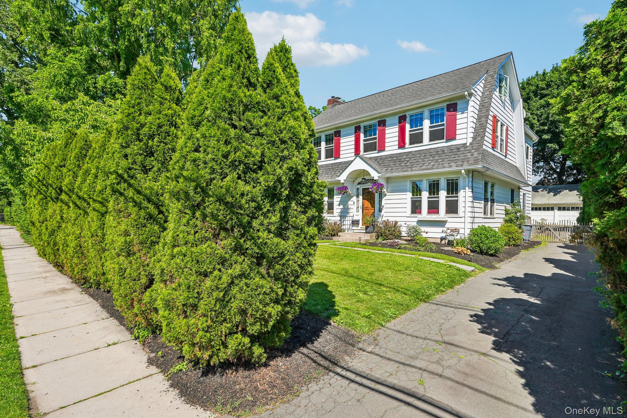 281 Piermont Avenue Property Photo 2
