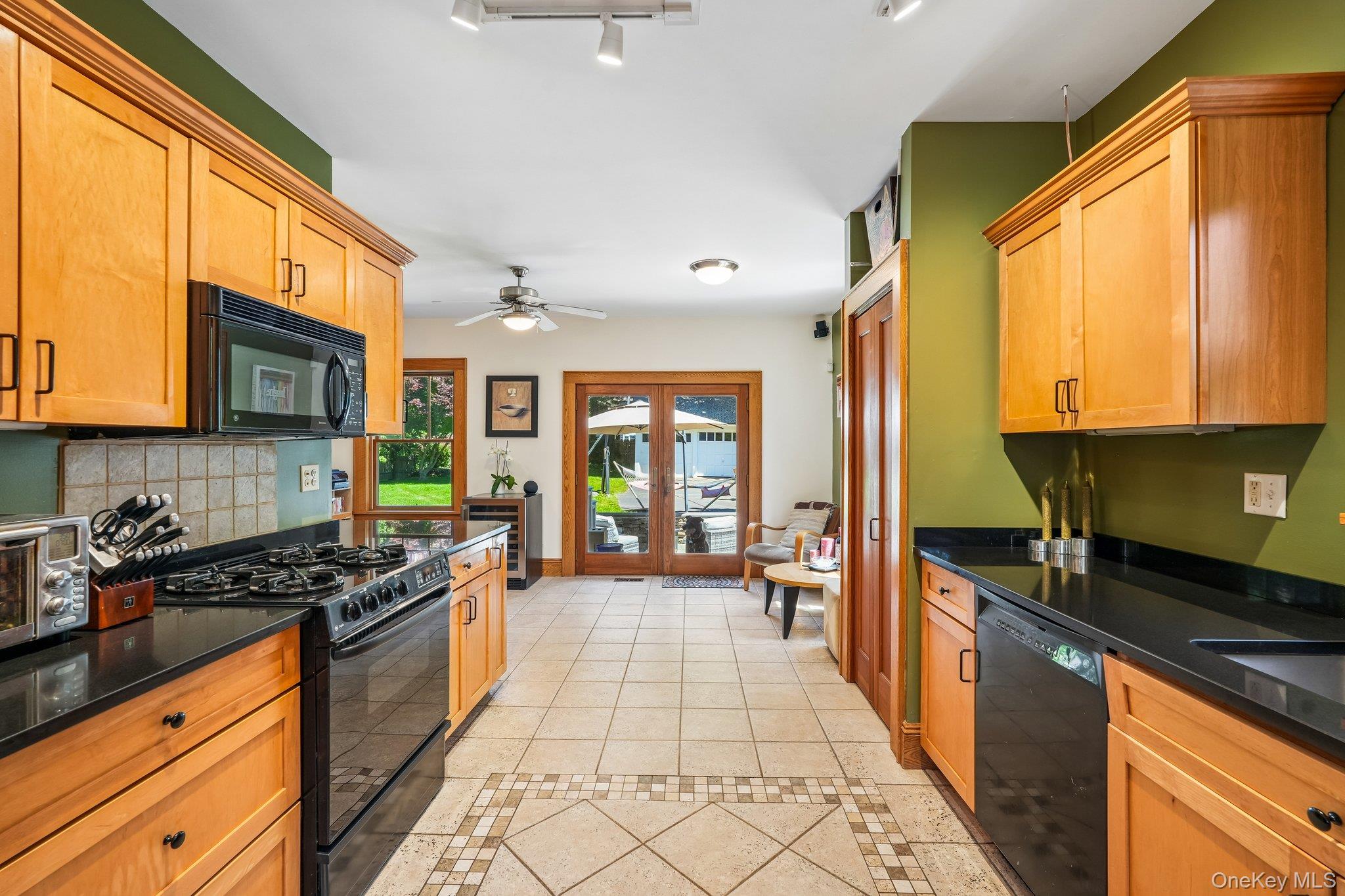 281 Piermont Avenue Property Photo 17