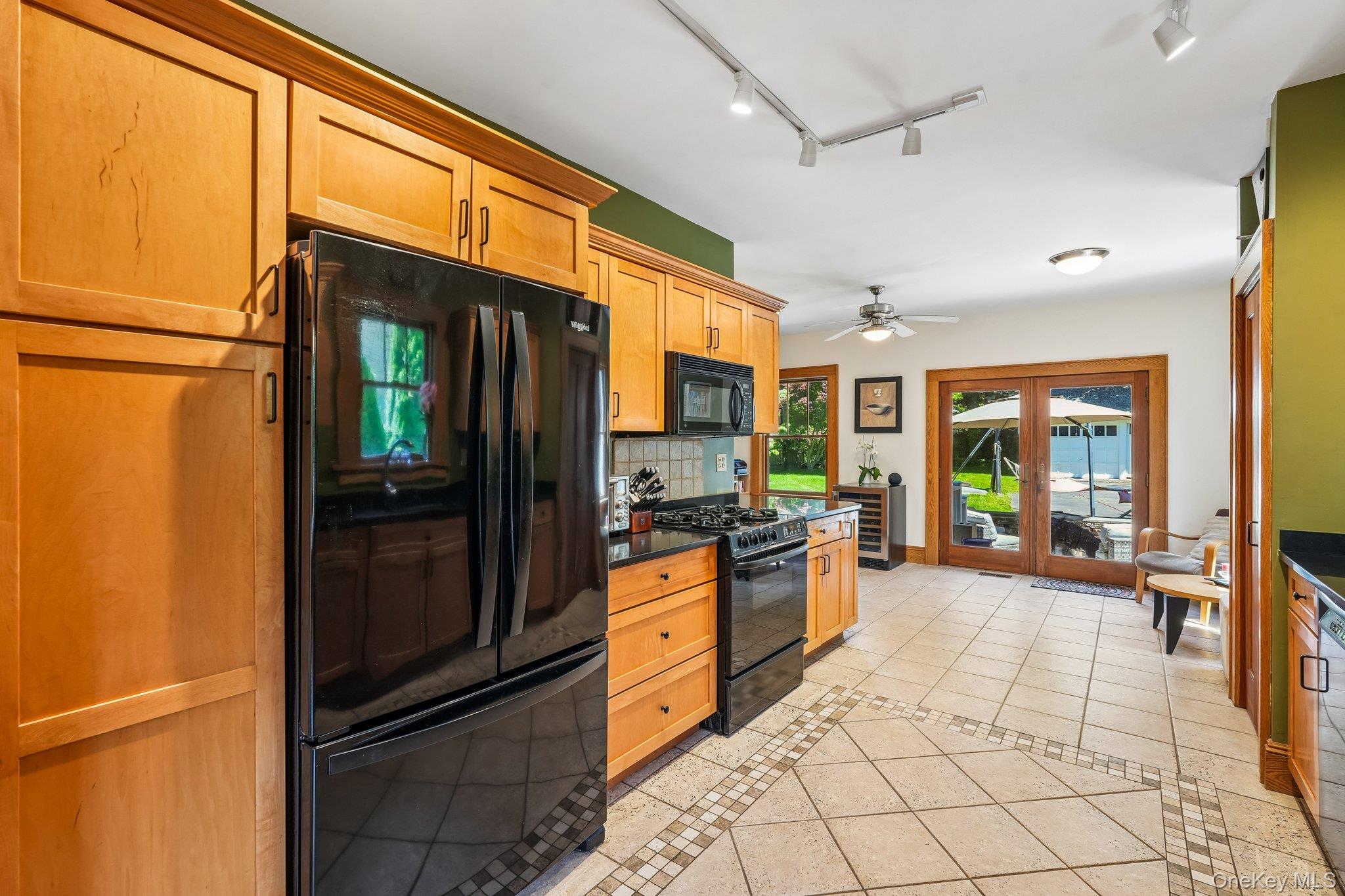 281 Piermont Avenue Property Photo 18