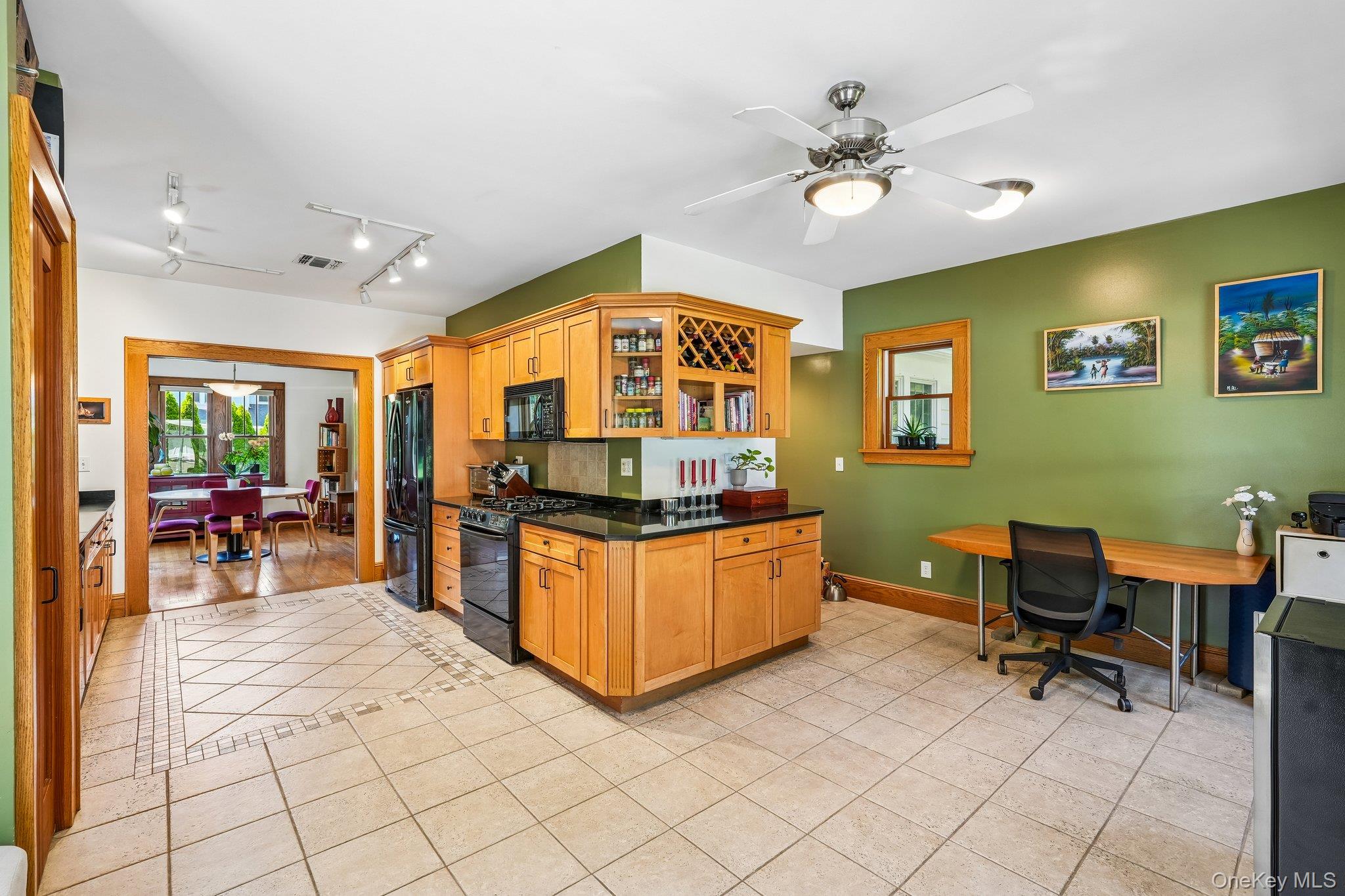 281 Piermont Avenue Property Photo 24