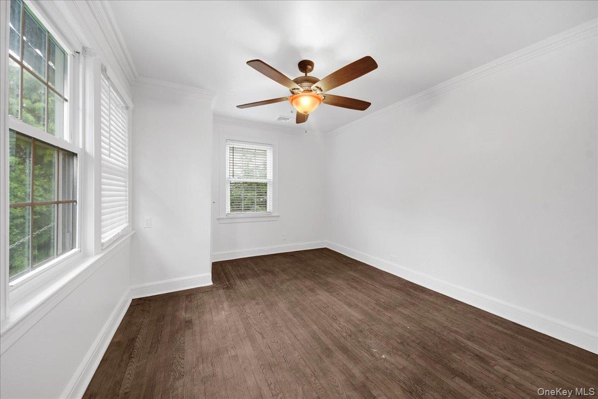 32 Deerfield Avenue Property Photo 21