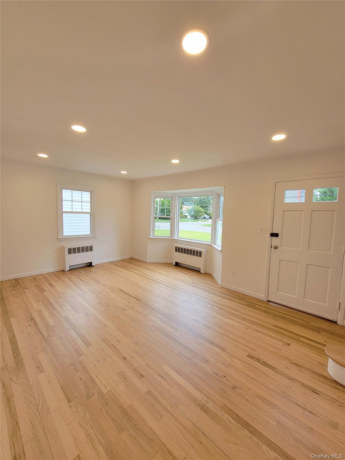 392 3rd Avenue Property Photo 3