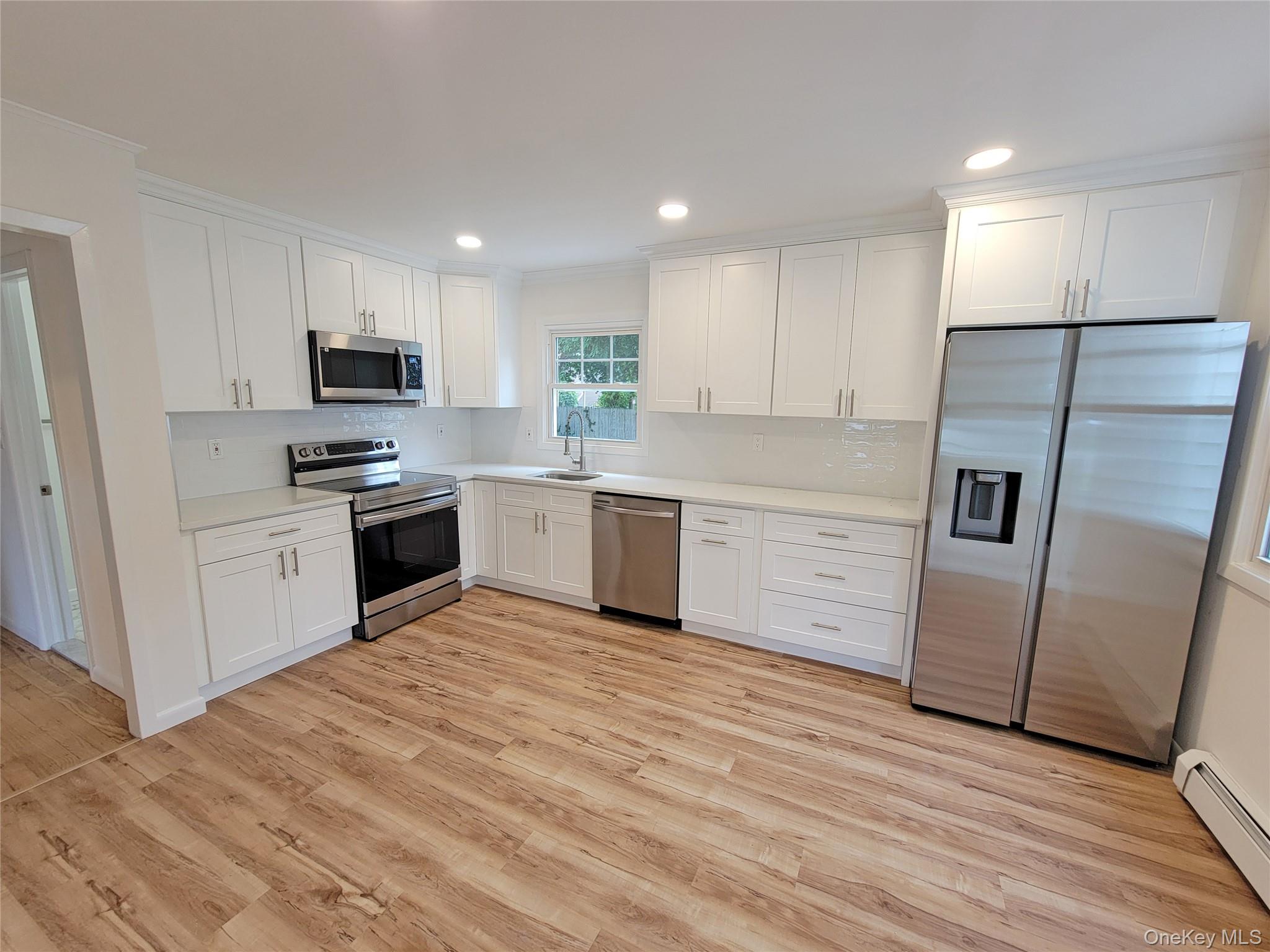 392 3rd Avenue Property Photo 4