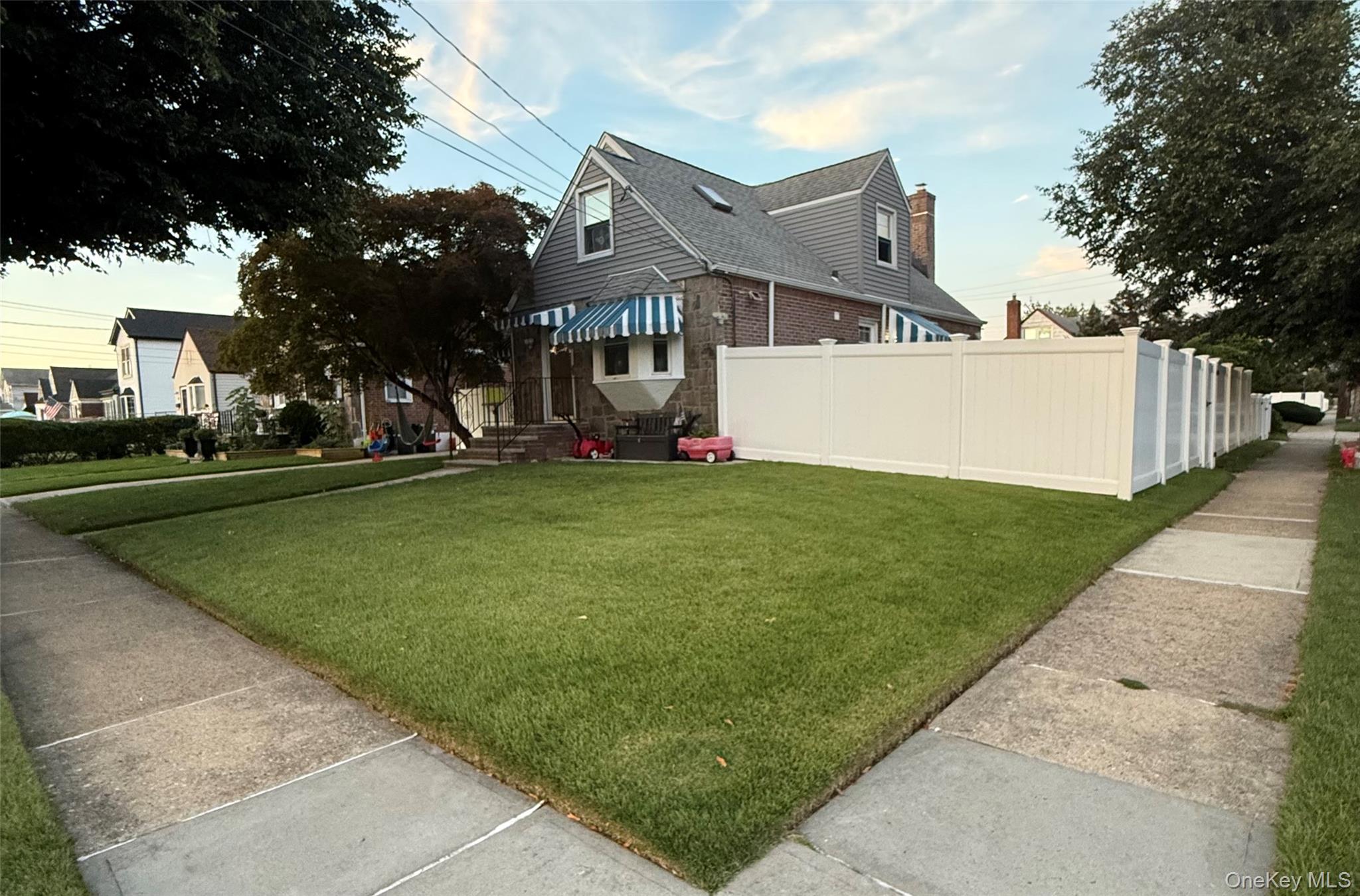 71 Ribbon Street Property Photo 1