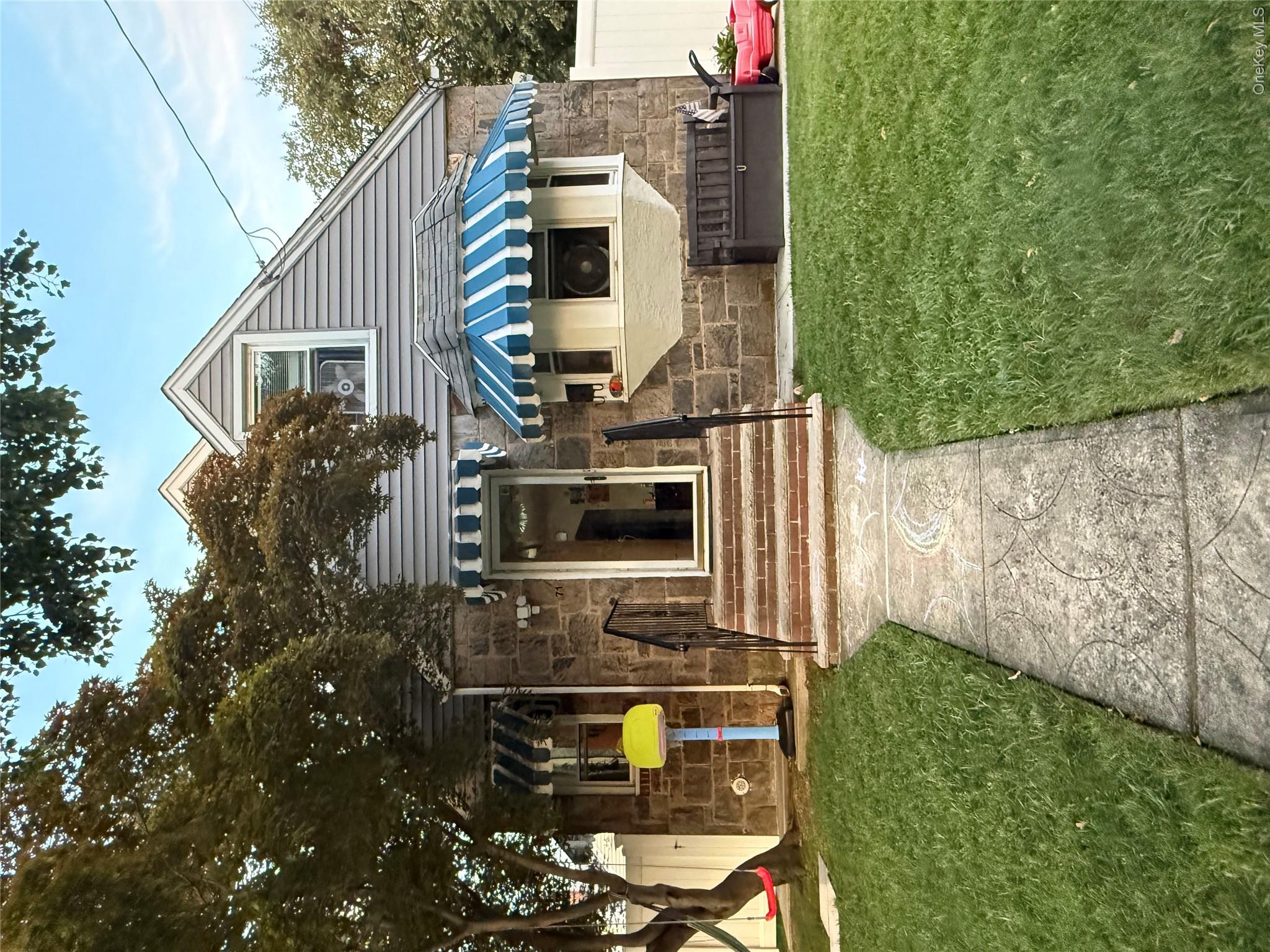 71 Ribbon Street Property Photo 2