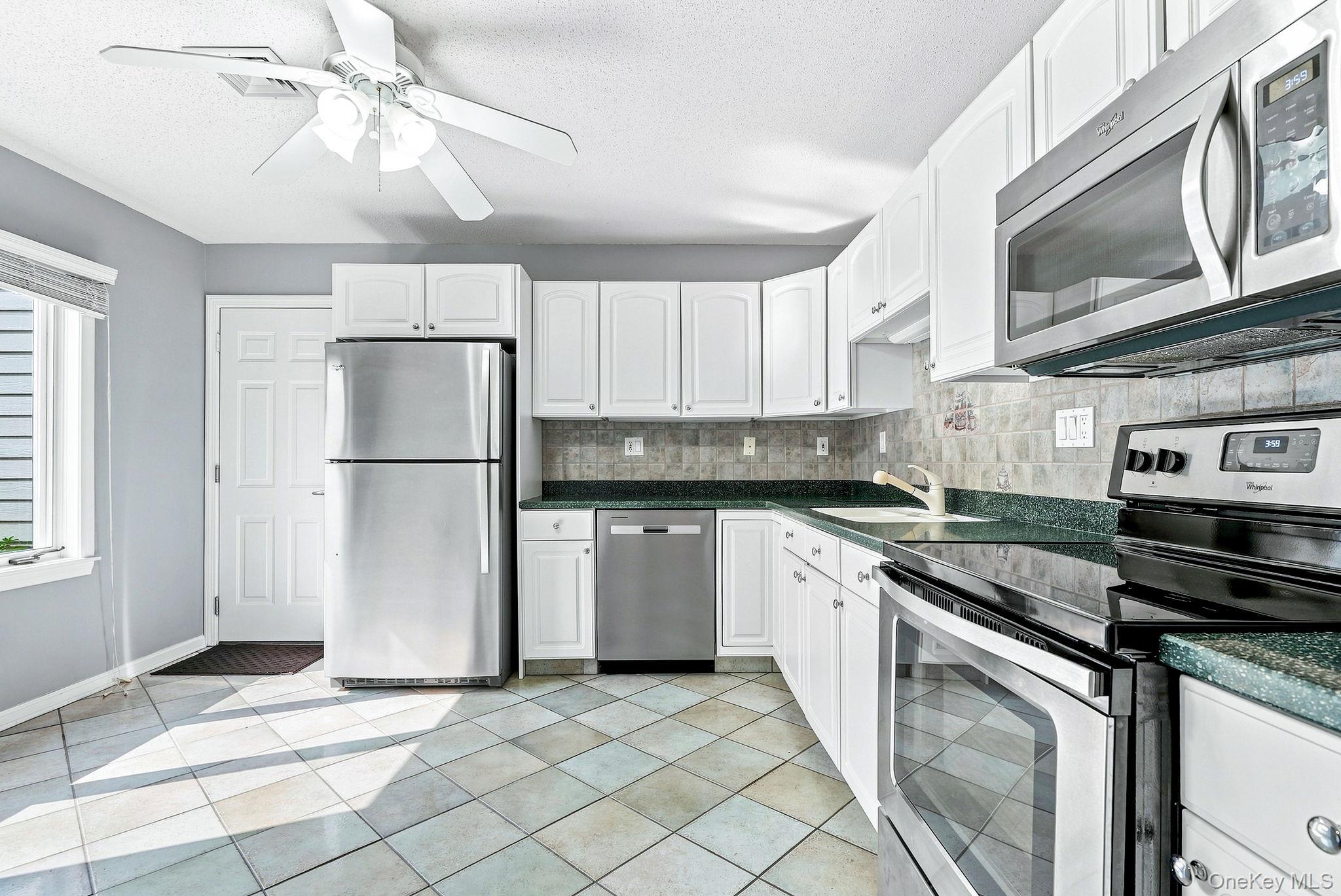 790 Heritage Hills B Property Photo 4