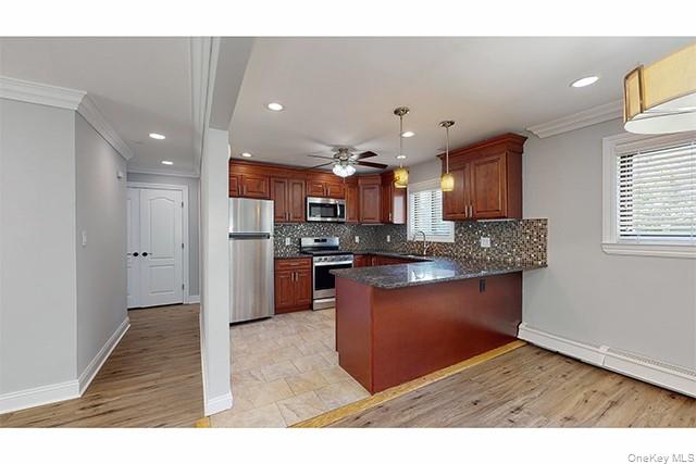 20 Perry Boulevard 1 Property Photo 3