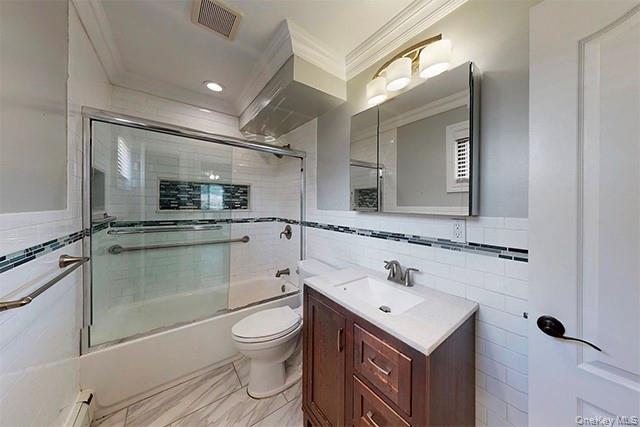 20 Perry Boulevard 1 Property Photo 8