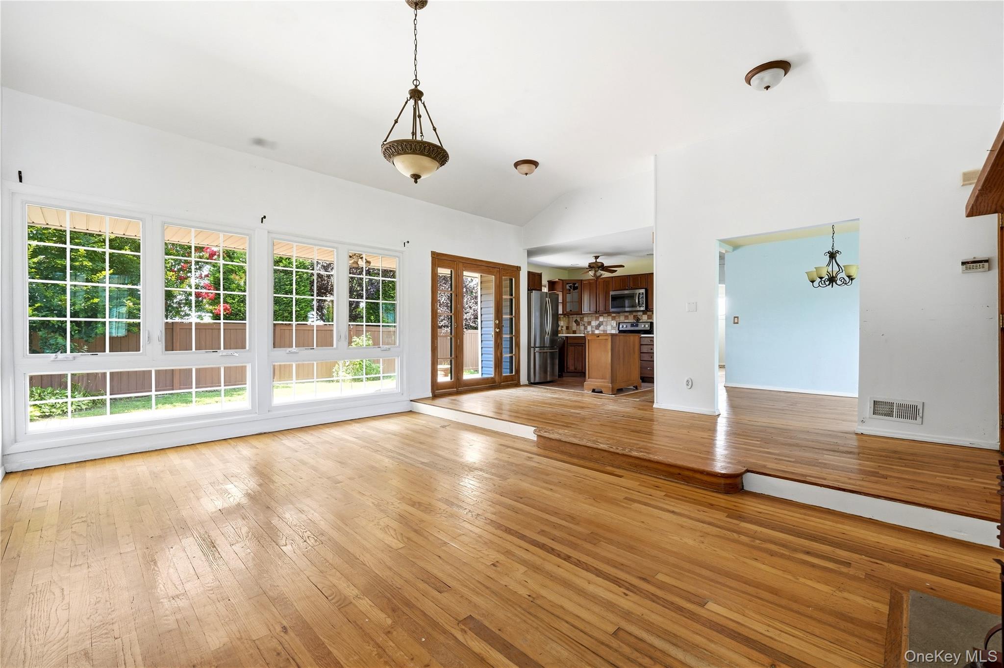 188 1st Avenue Property Photo 3