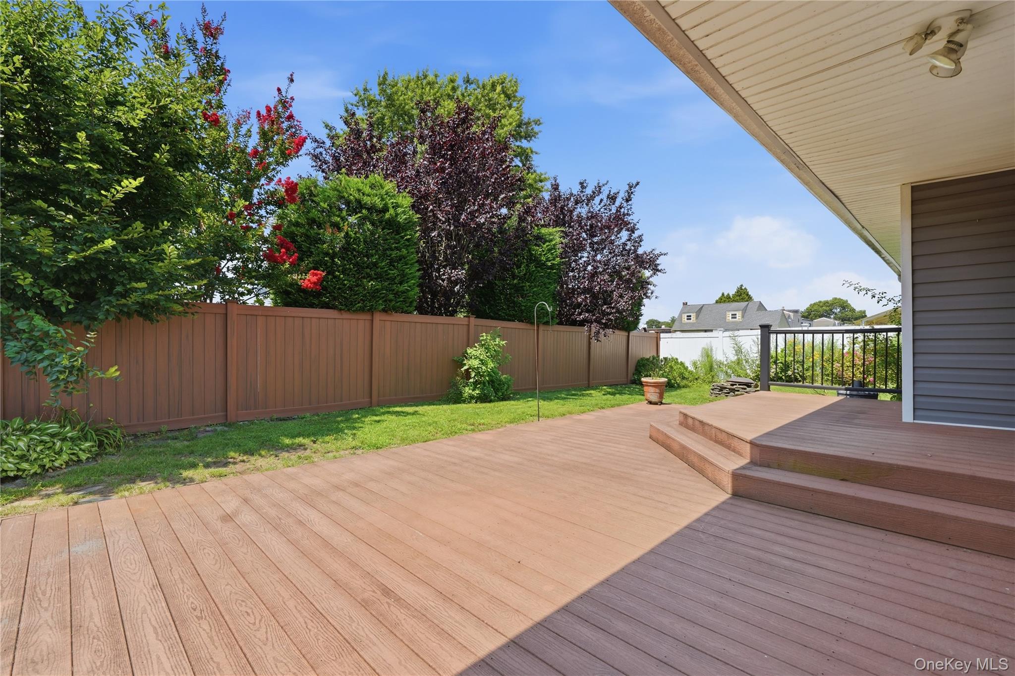 188 1st Avenue Property Photo 18