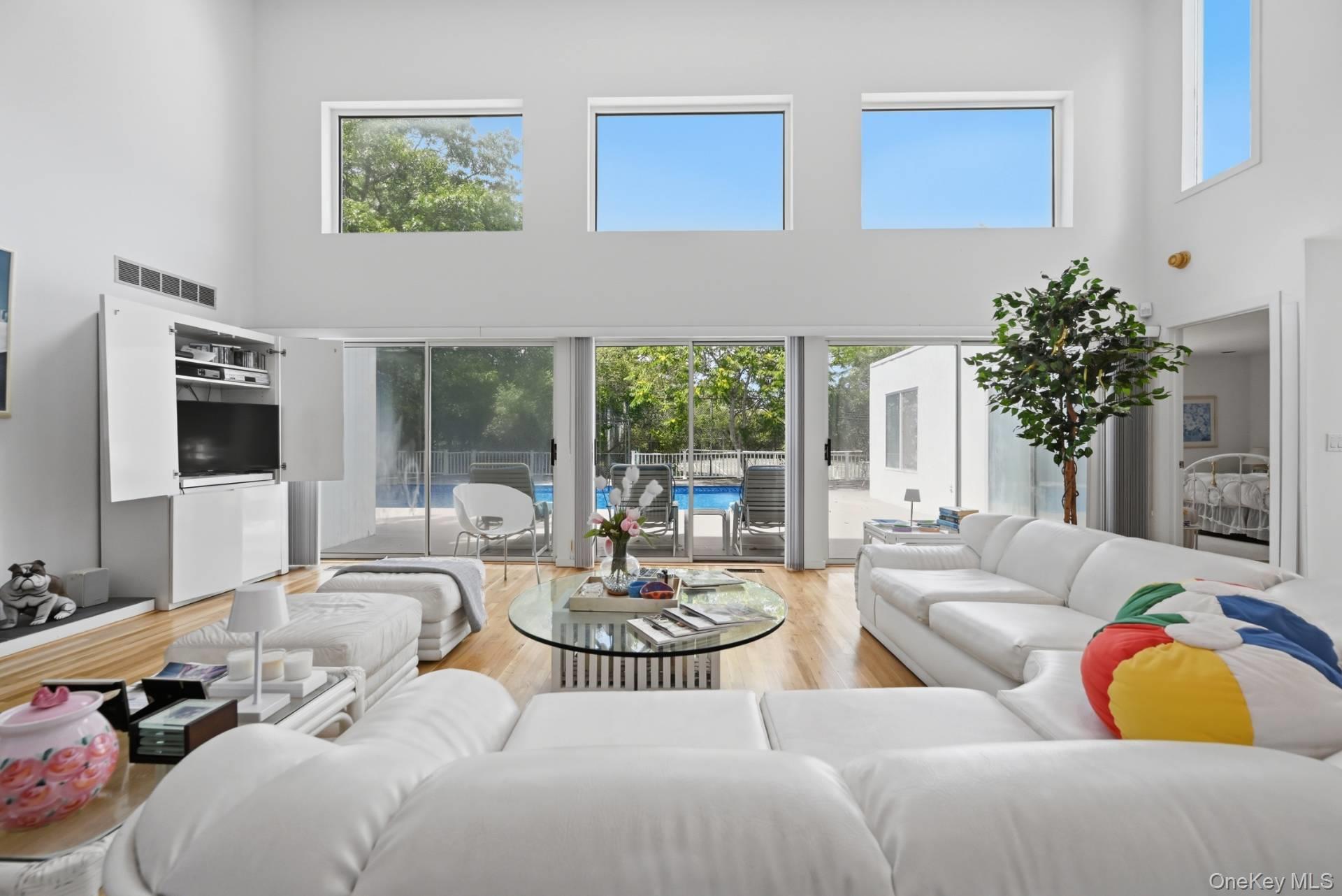 23 Deerfield Way Property Photo 3