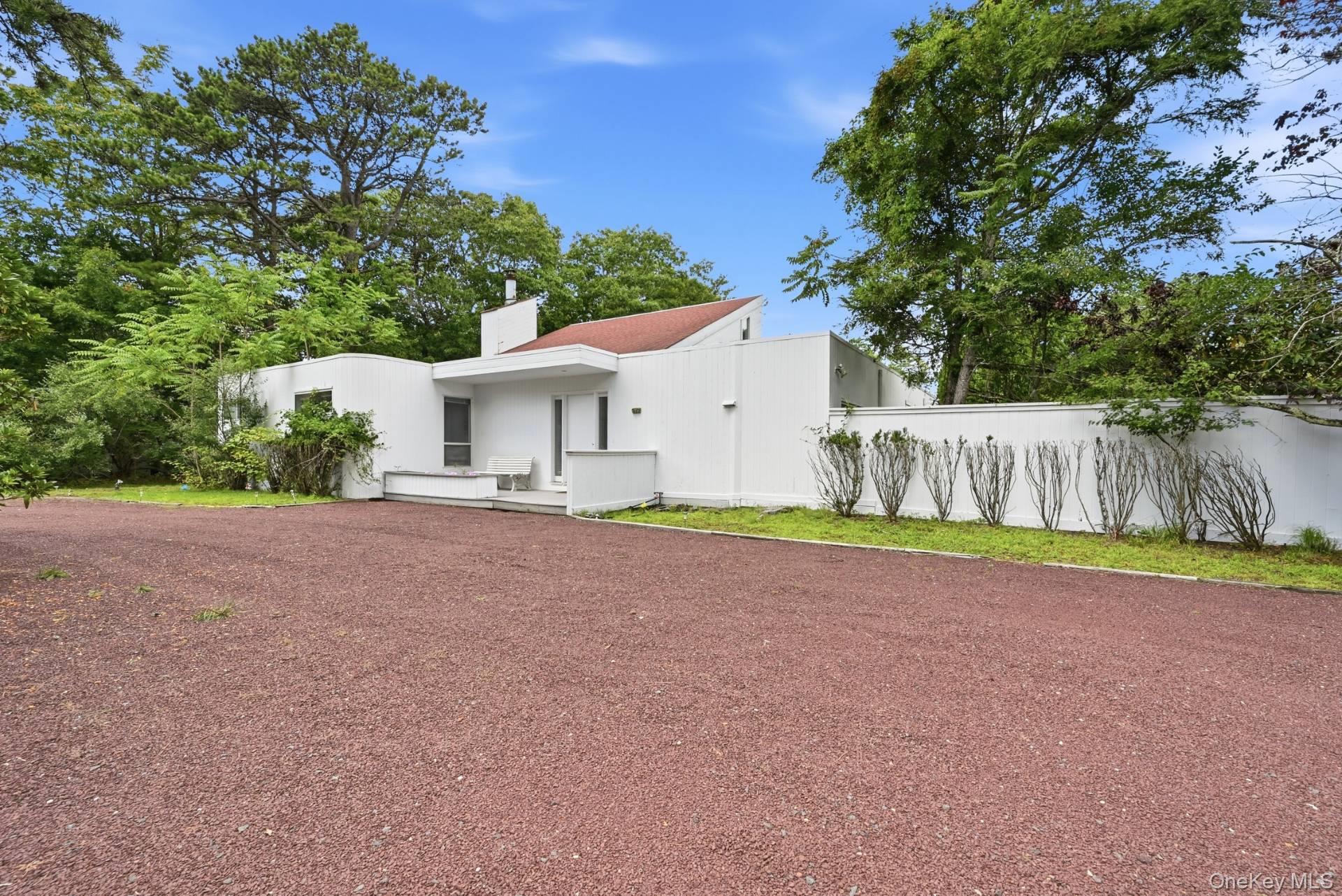 23 Deerfield Way Property Photo 4