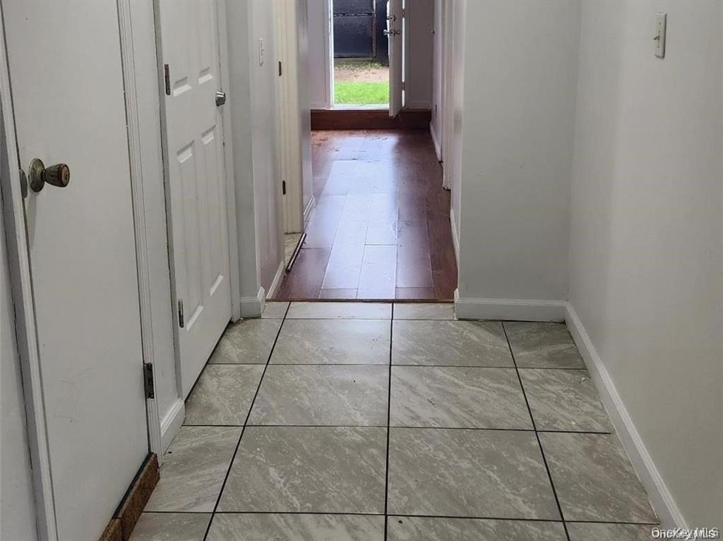 124 10th Avenue Property Photo 3