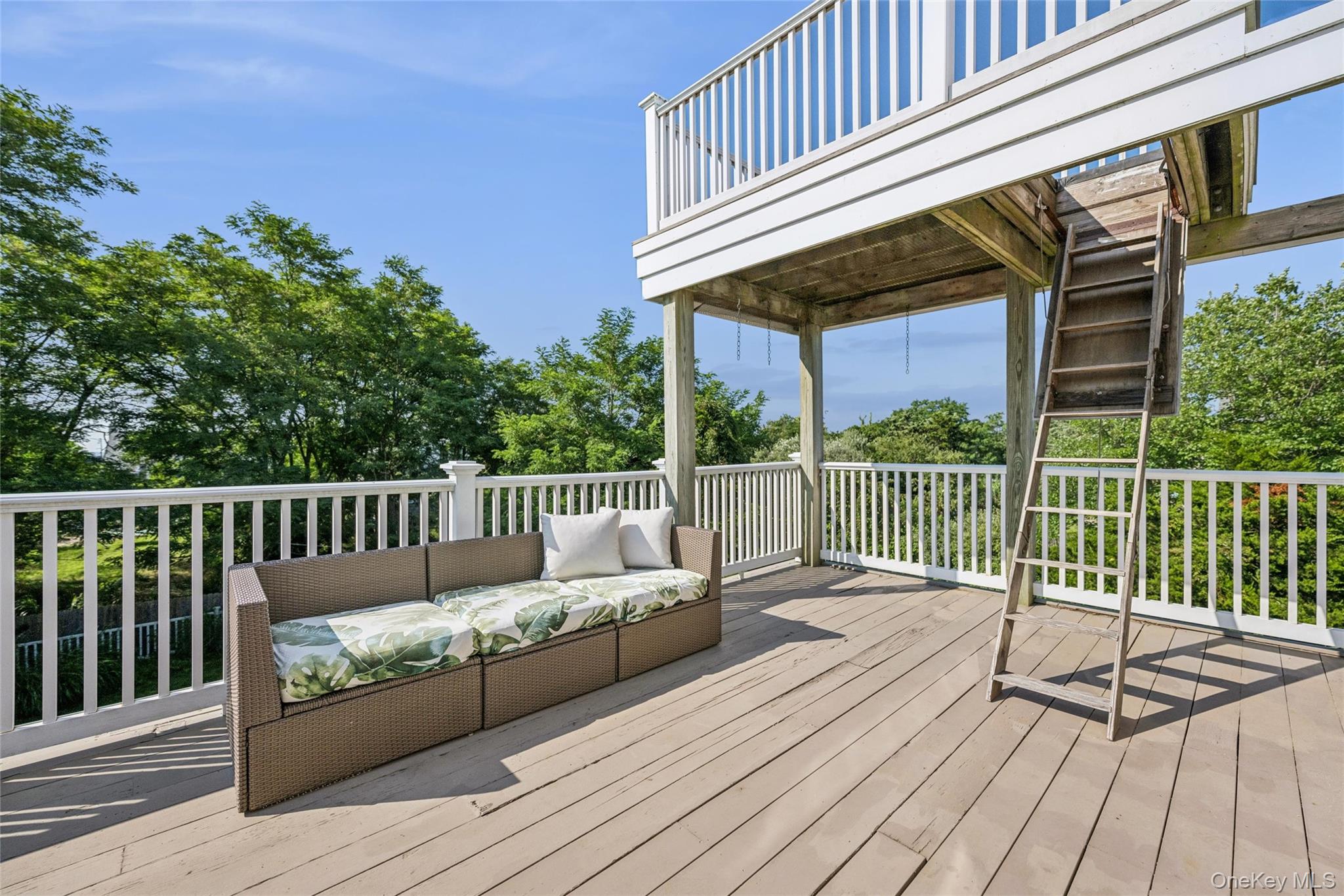 155 2nd Avenue Property Photo 13