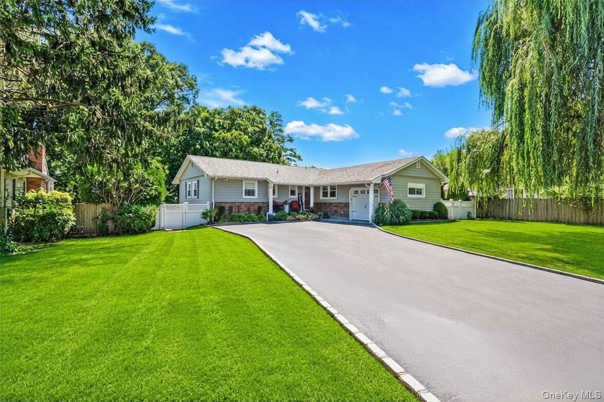 15 Locksley Lane Property Photo 2