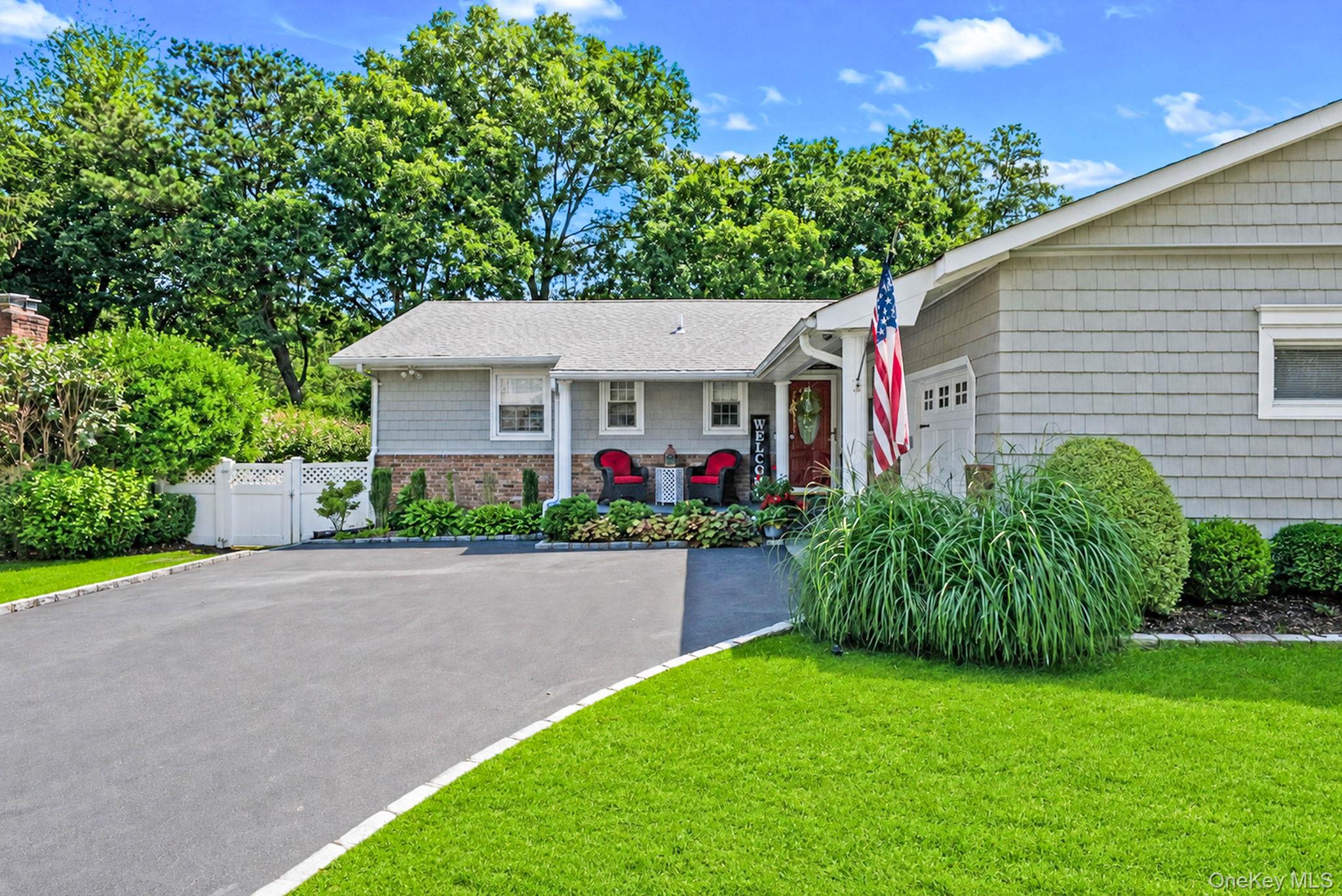 15 Locksley Lane Property Photo 3