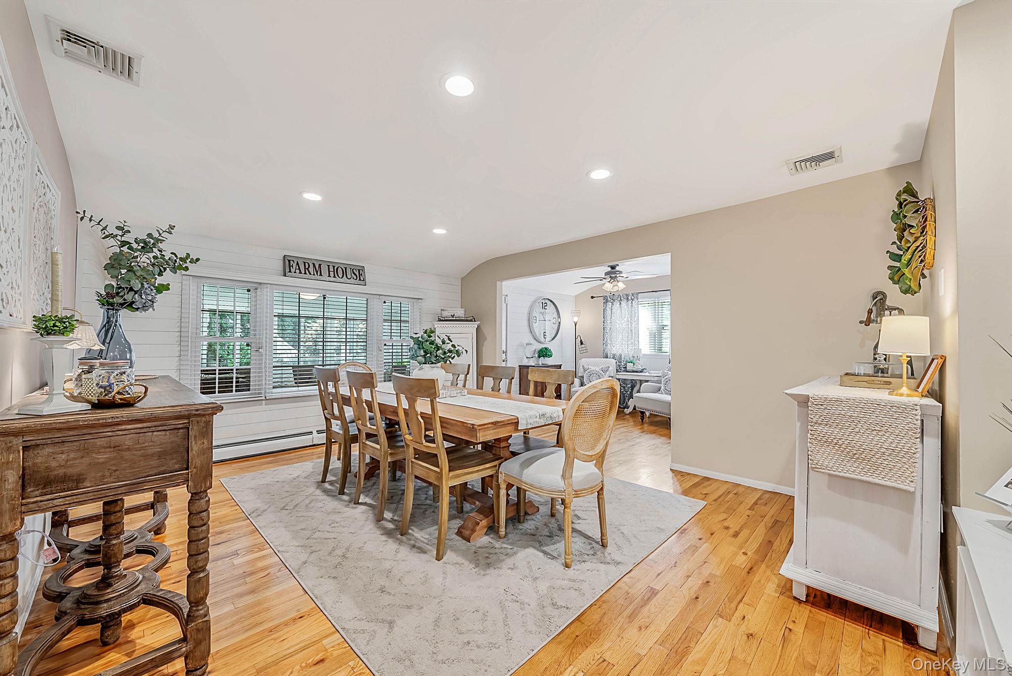 15 Locksley Lane Property Photo 11