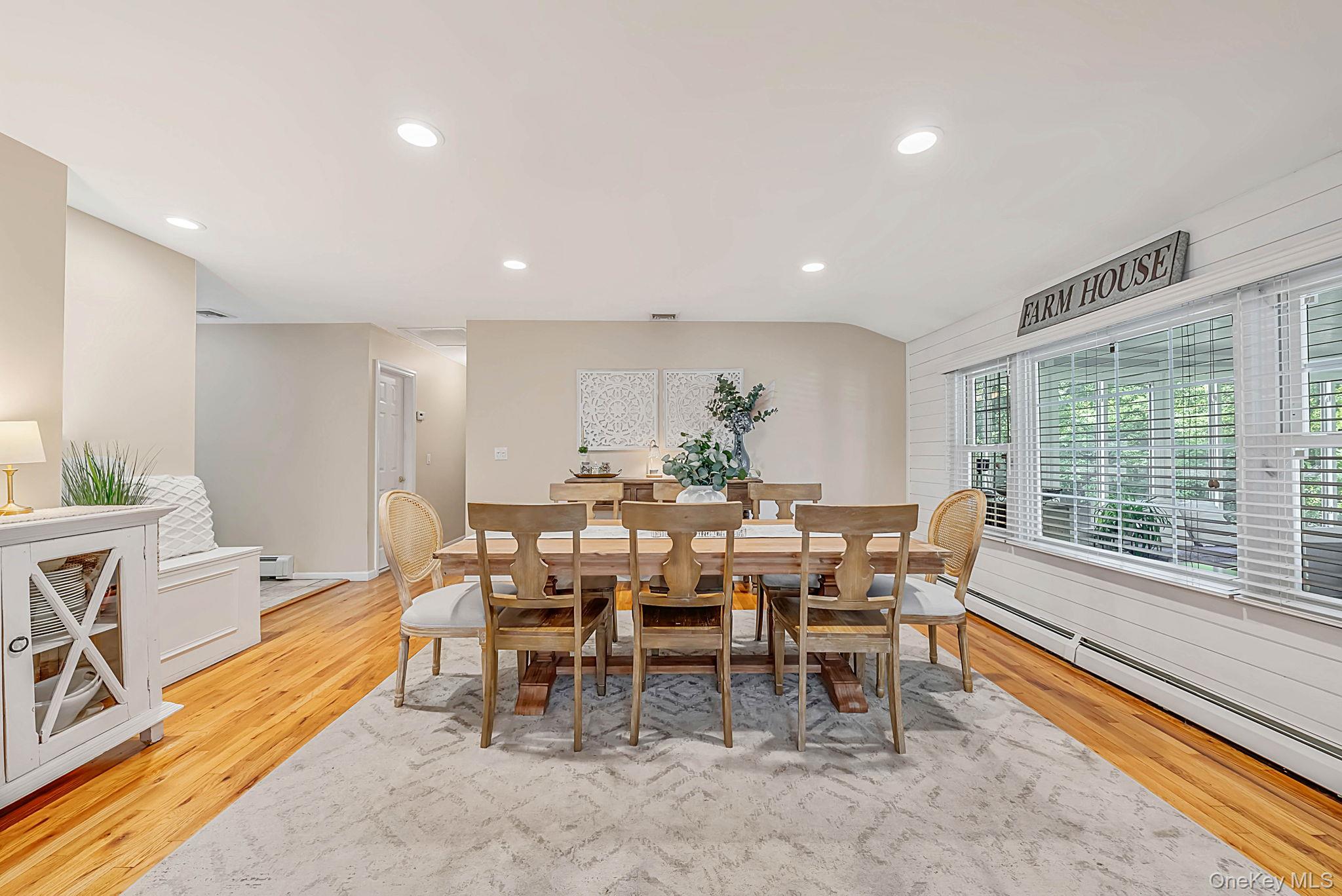 15 Locksley Lane Property Photo 12
