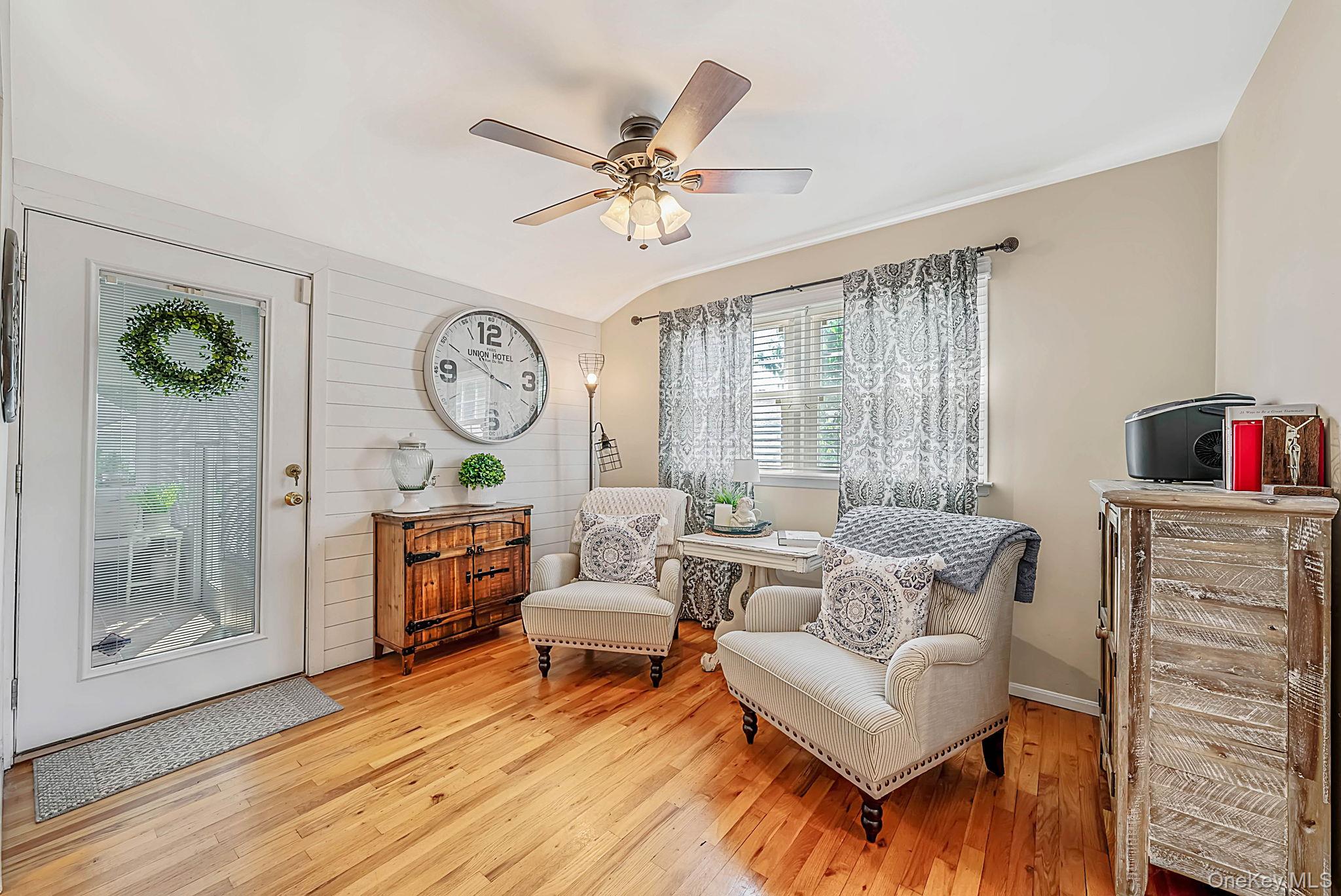 15 Locksley Lane Property Photo 13