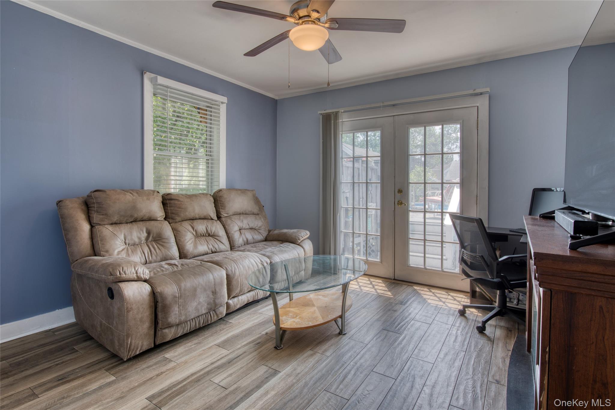 1227 Roanoke Avenue Property Photo 10
