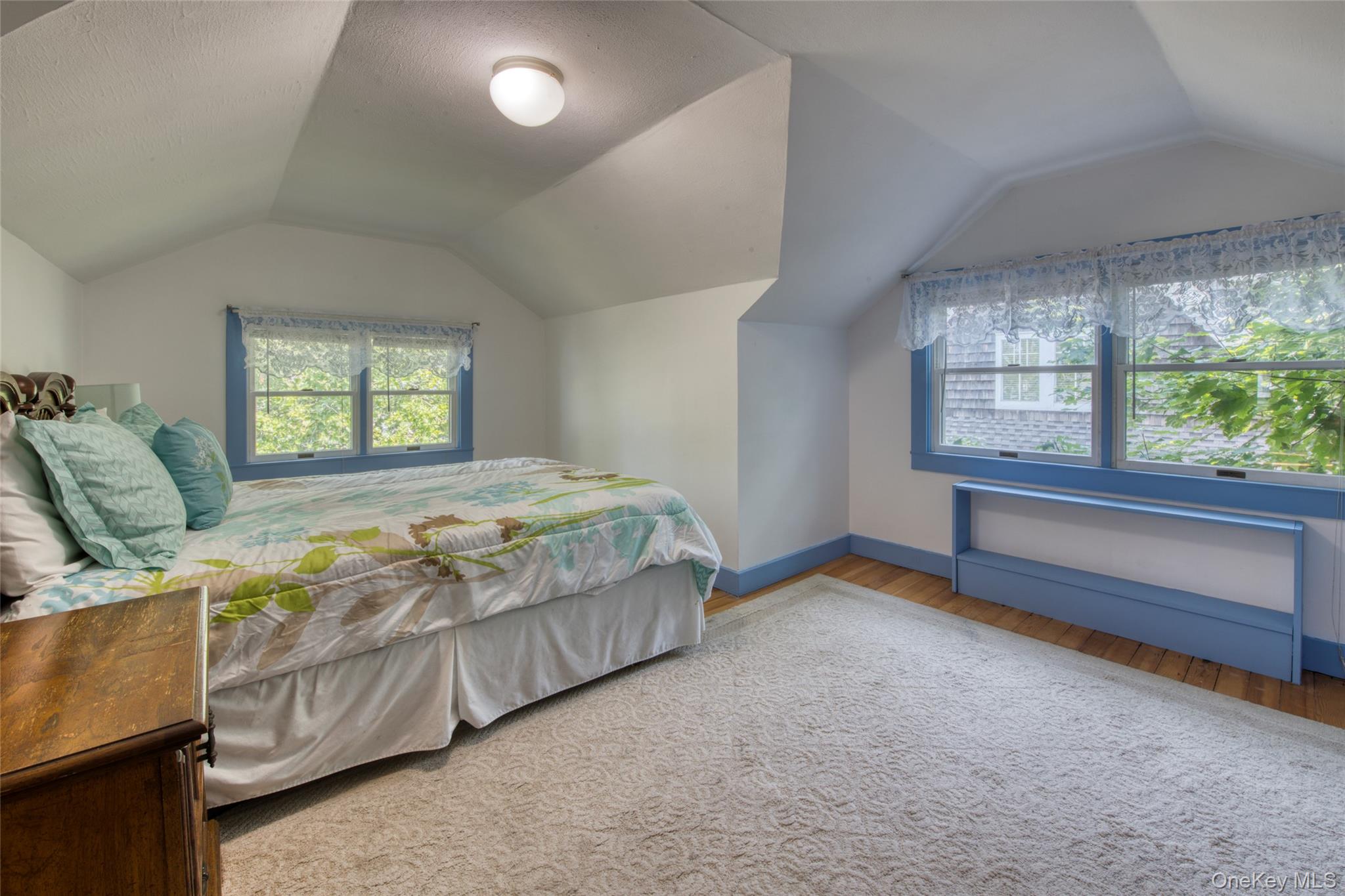1227 Roanoke Avenue Property Photo 13