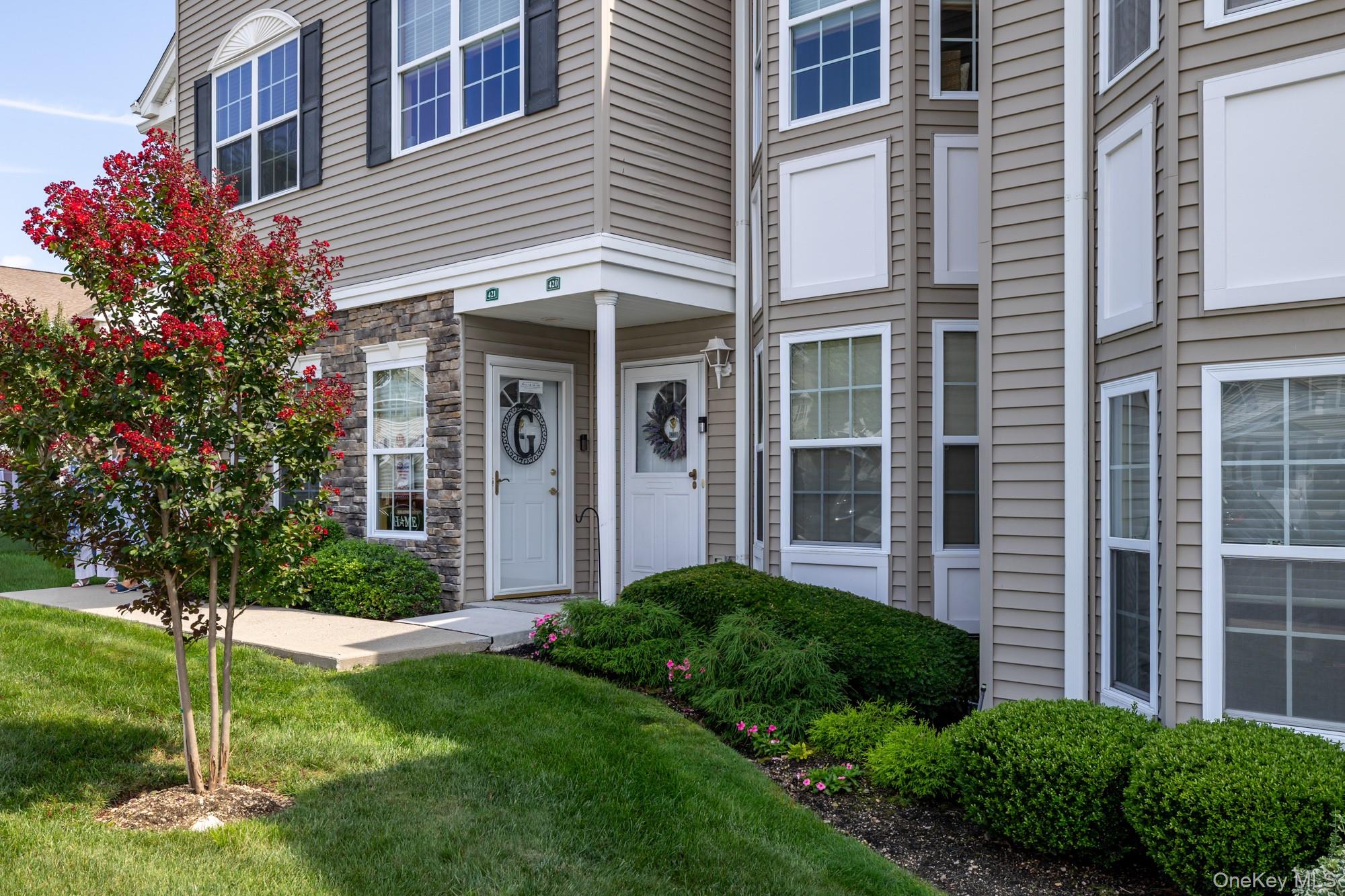 421 Autumn Drive Property Photo 3