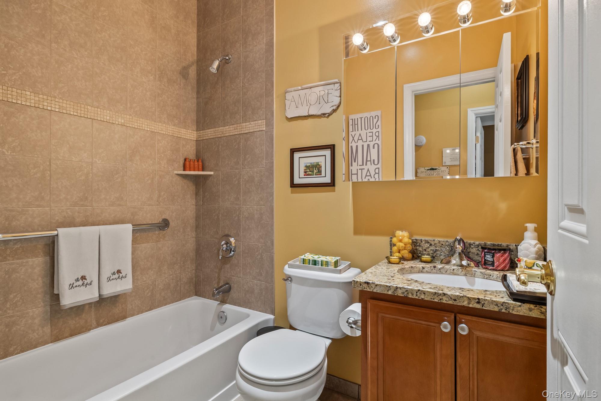 421 Autumn Drive Property Photo 12