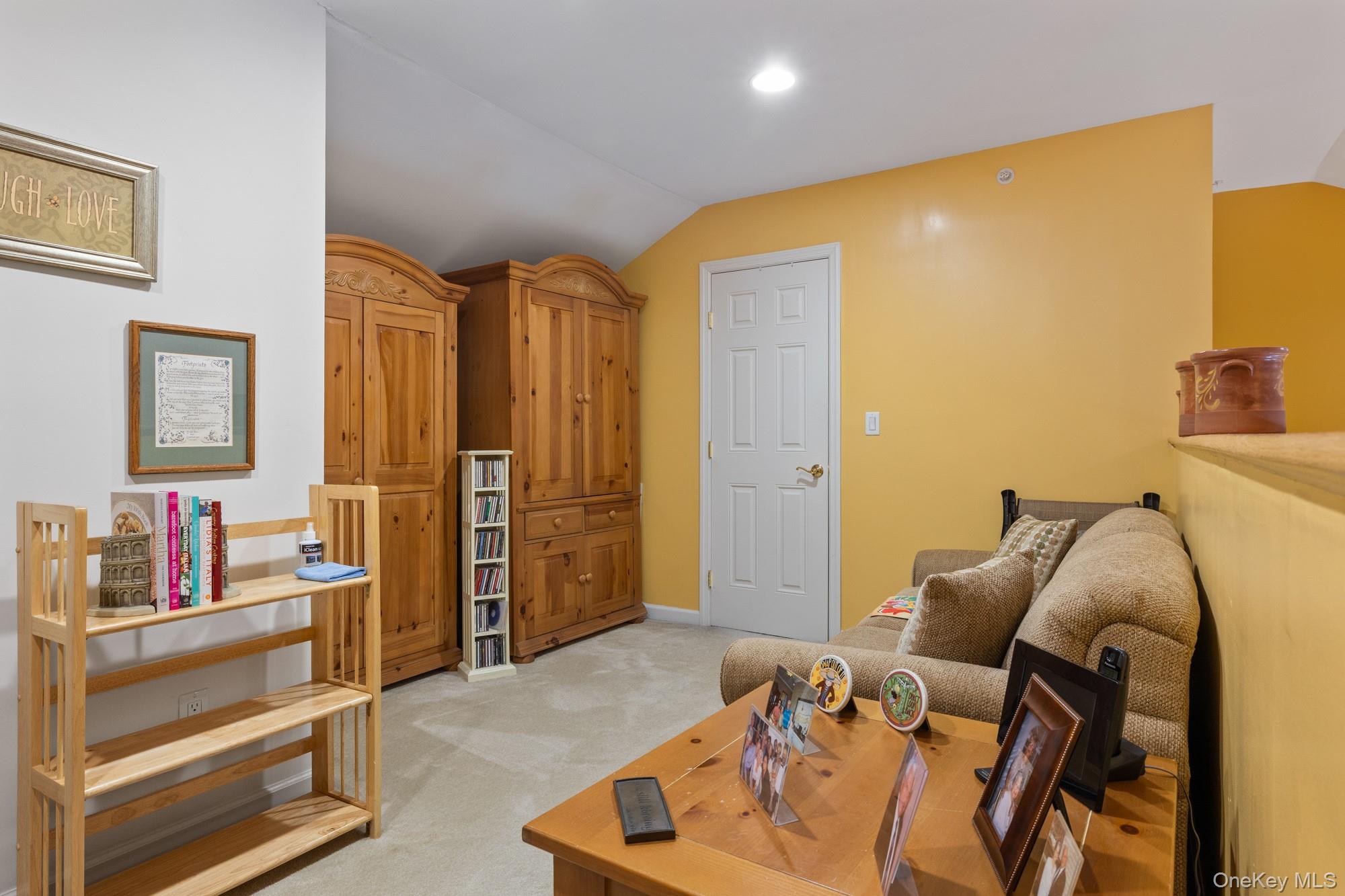 421 Autumn Drive Property Photo 20