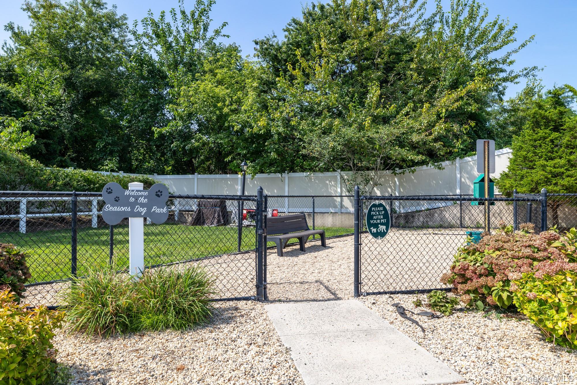 421 Autumn Drive Property Photo 32