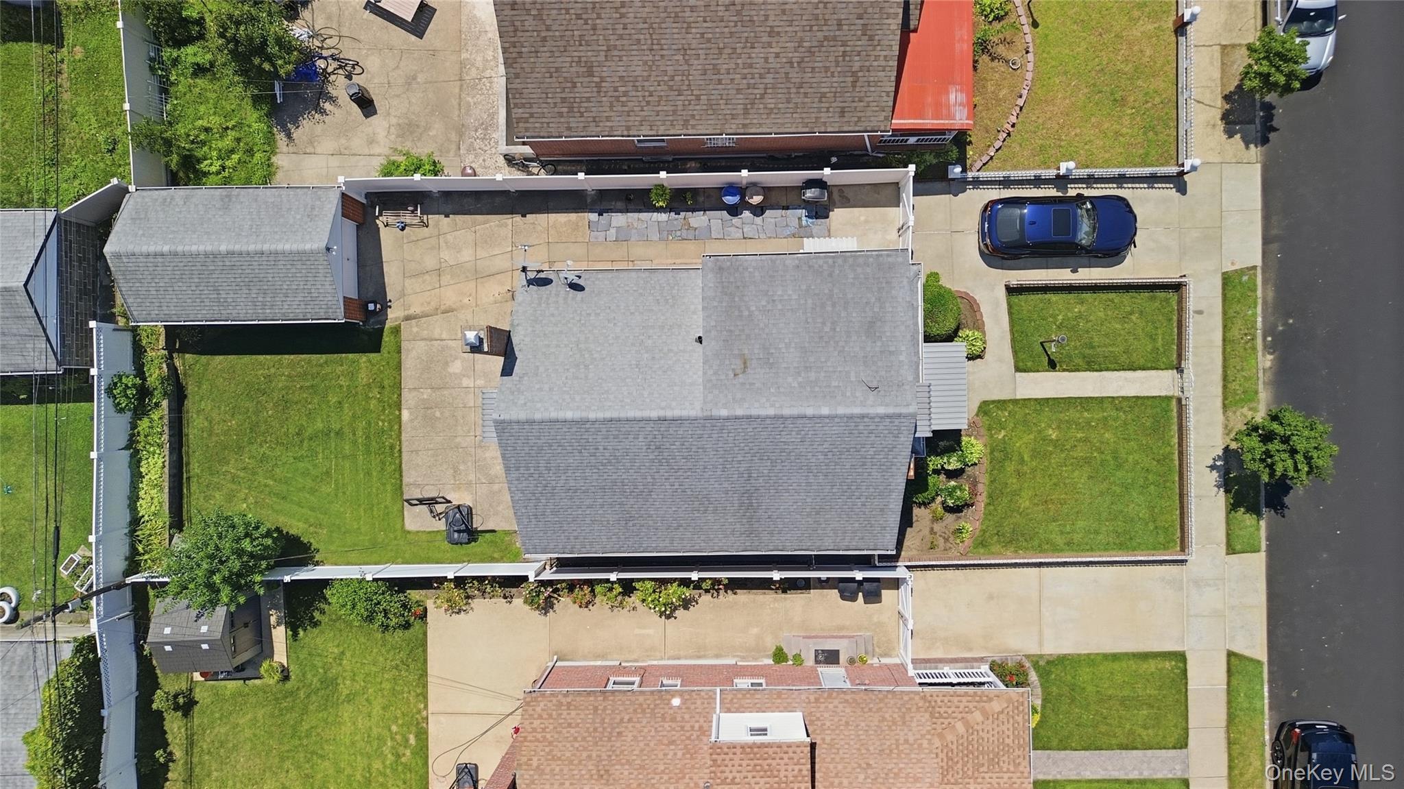 12043 232nd Street Property Photo 13