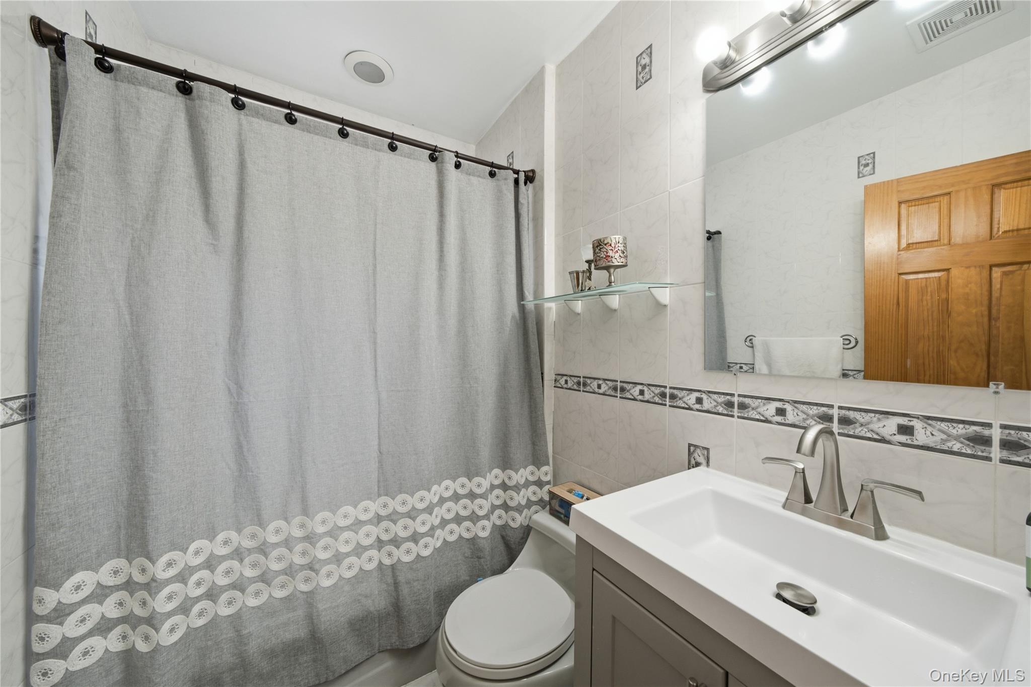 12043 232nd Street Property Photo 20