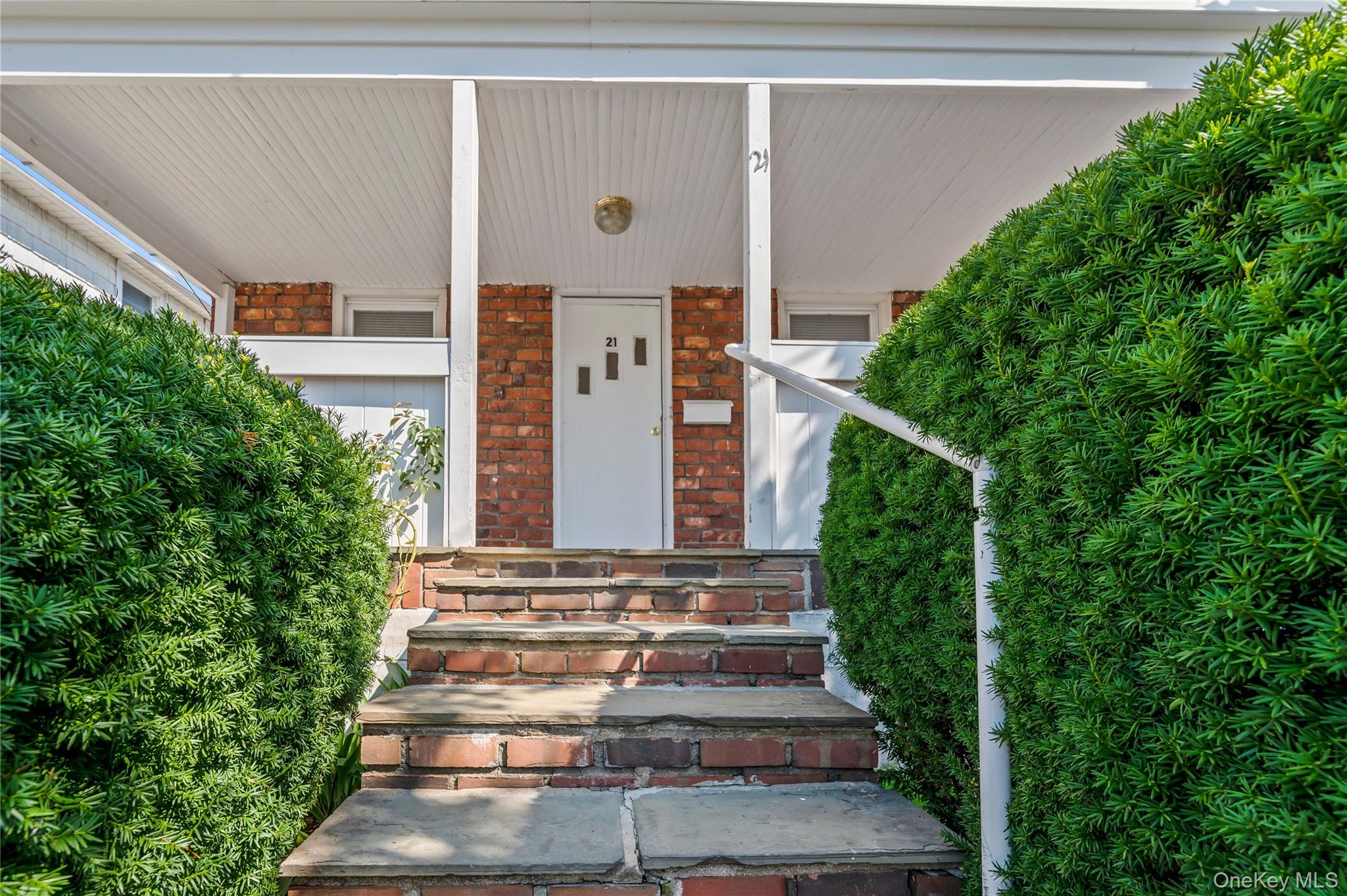 21 Beechwood Avenue Property Photo 3