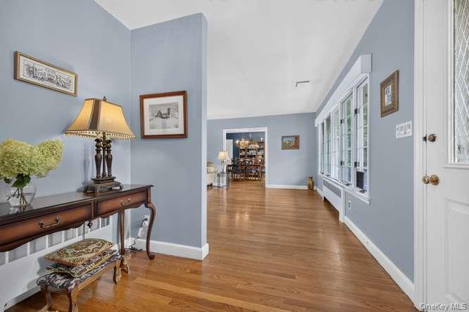 4 Woodleaf Court Property Photo 4
